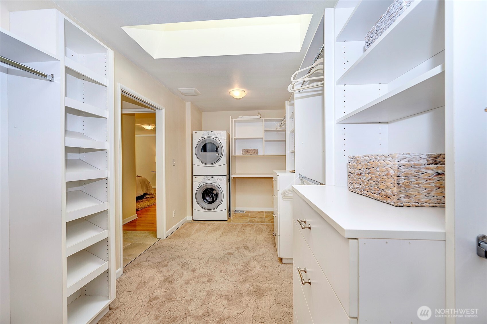18516 Soundview Place Property Photo 21