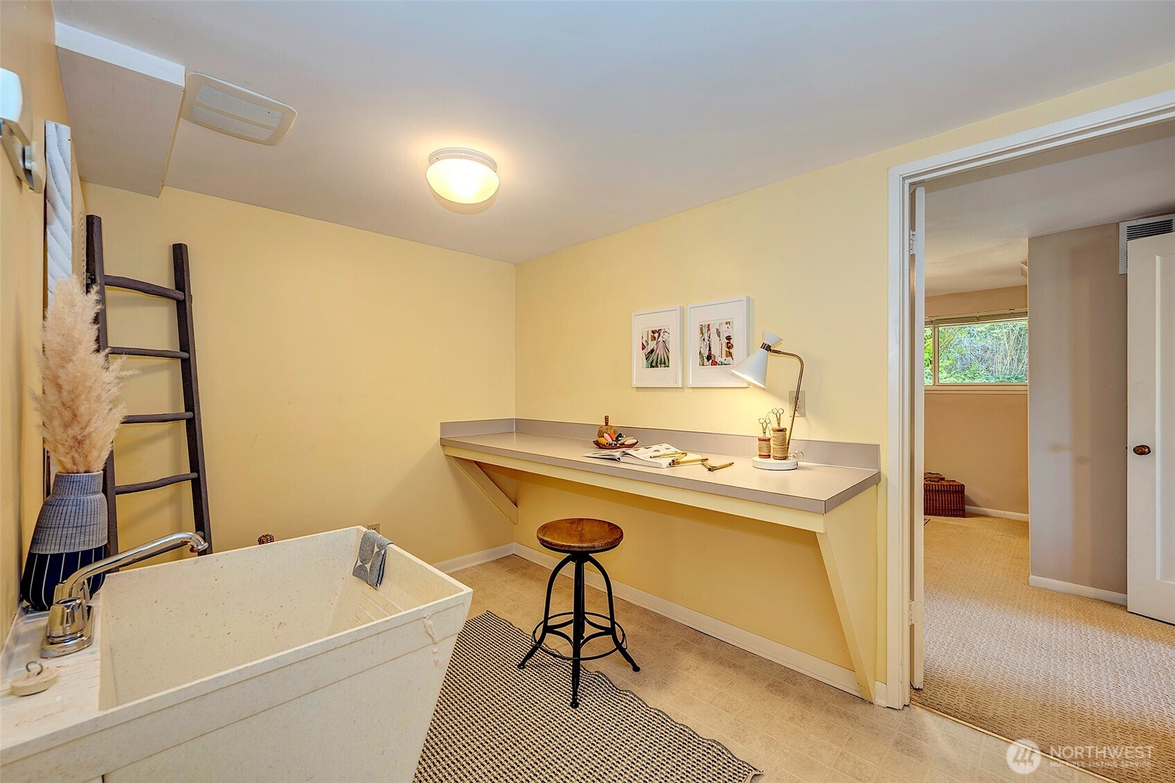 18516 Soundview Place Property Photo 29