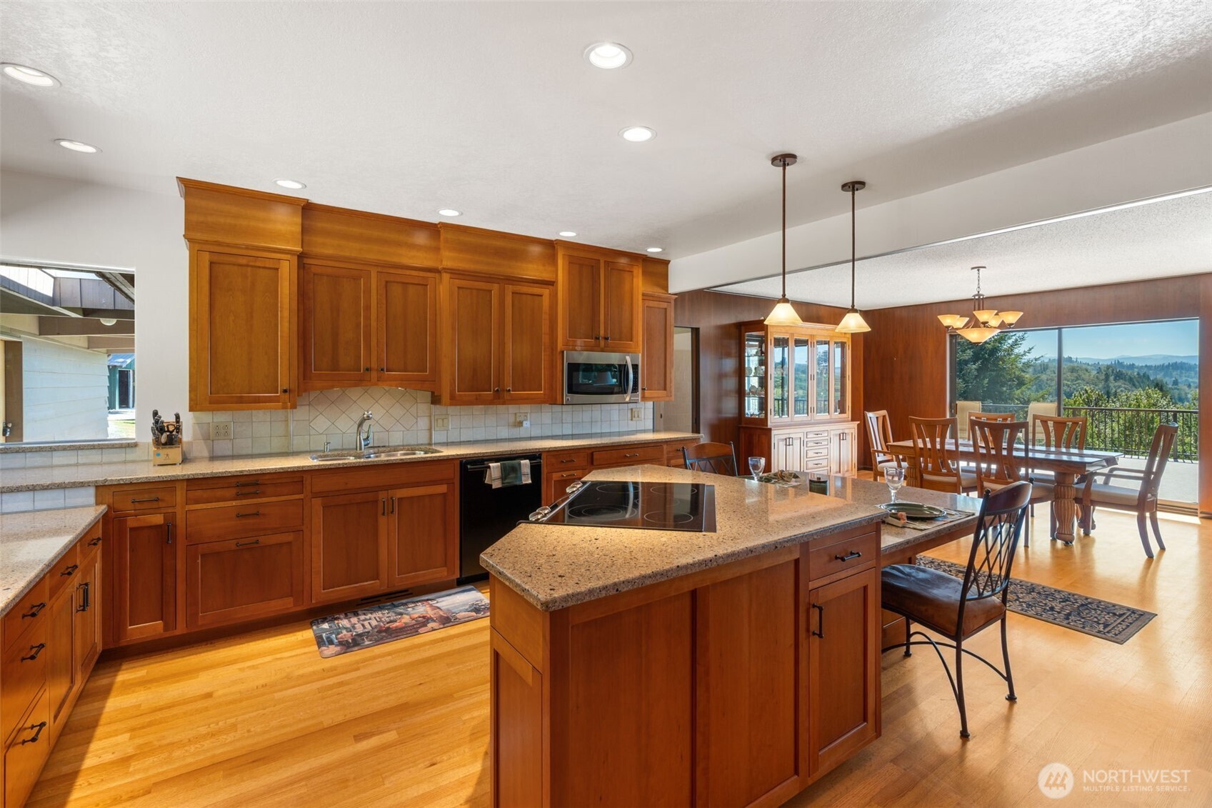 673 Cinebar Road Property Photo 19