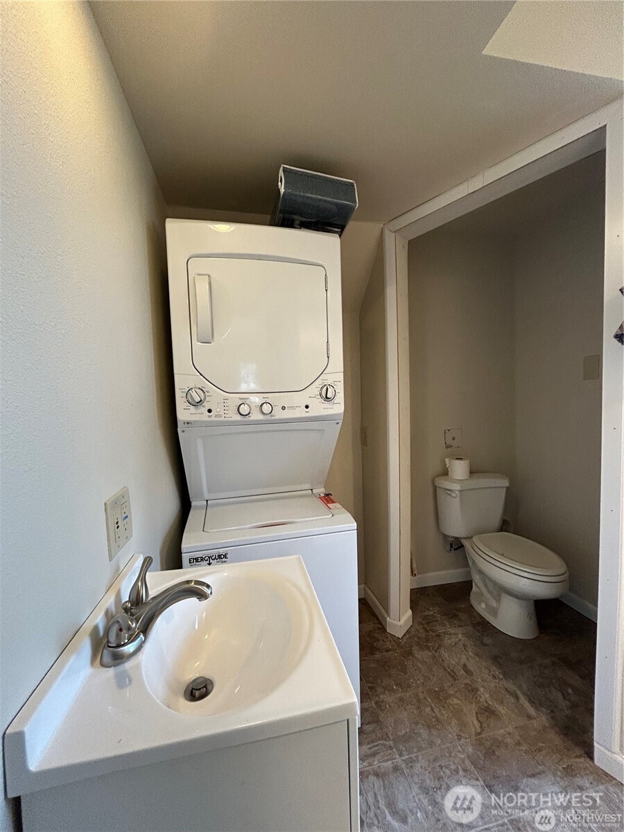 222 Nicholson Road Property Photo 32