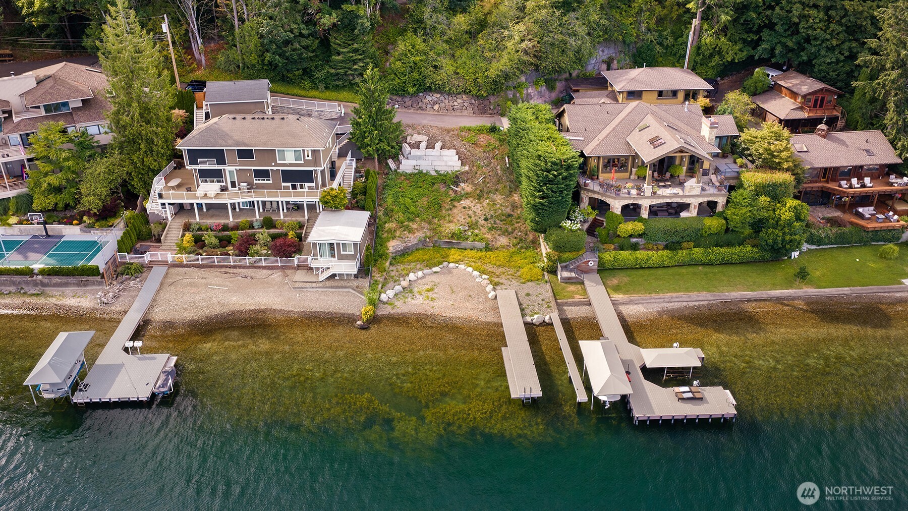 672 W Lake Sammamish Parkway Property Photo 3