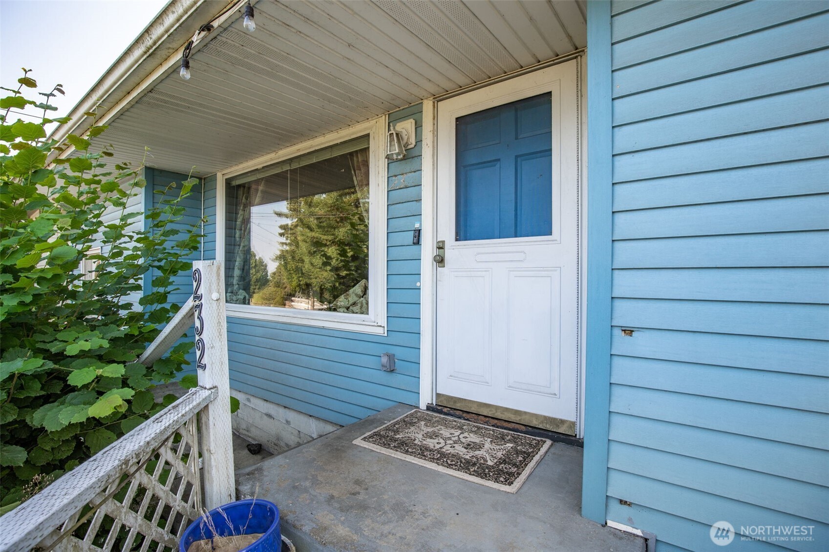 232 Bridgeway Property Photo 3
