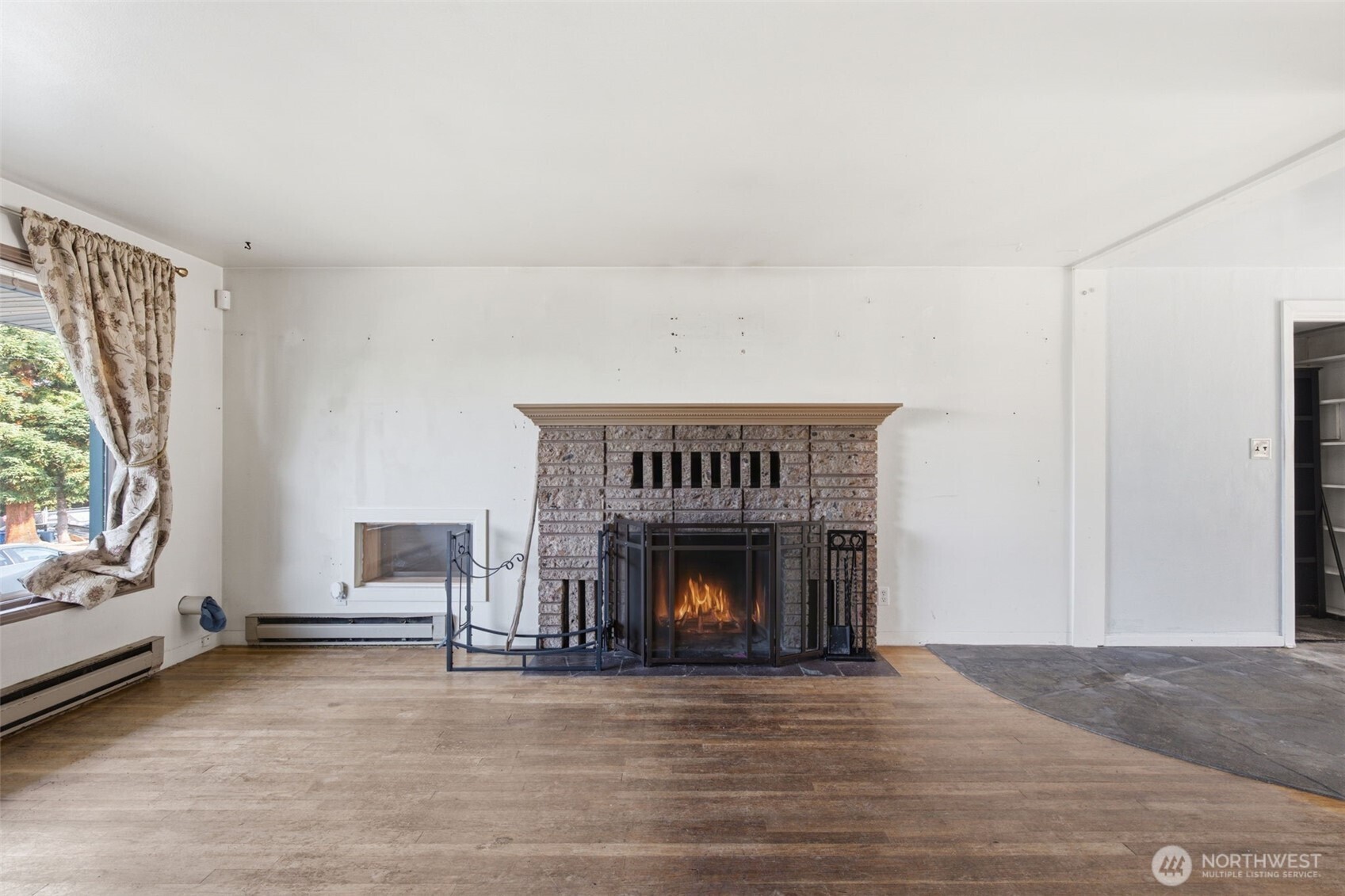 232 Bridgeway Property Photo 7