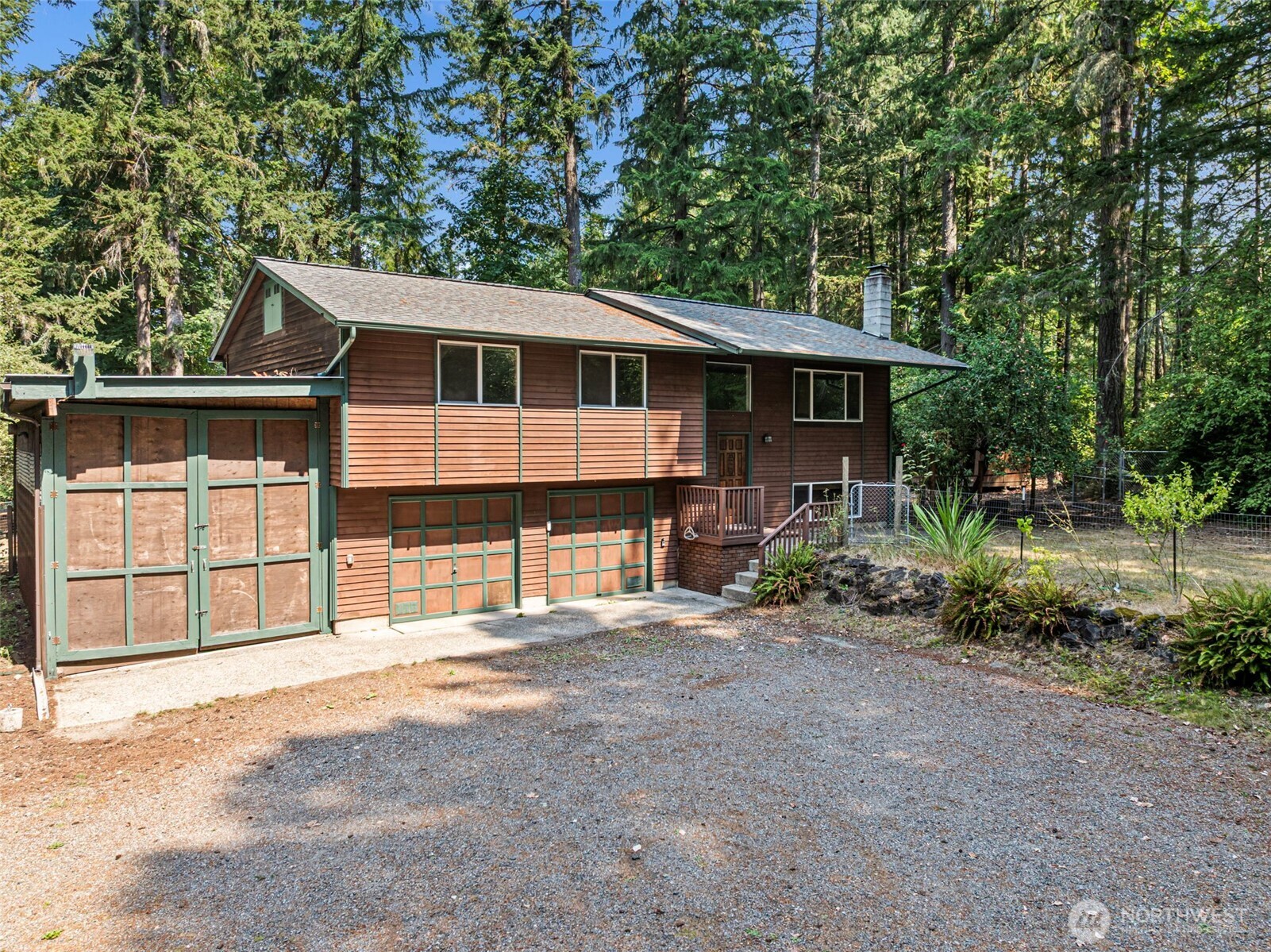 11101 133rd Street Property Photo 3