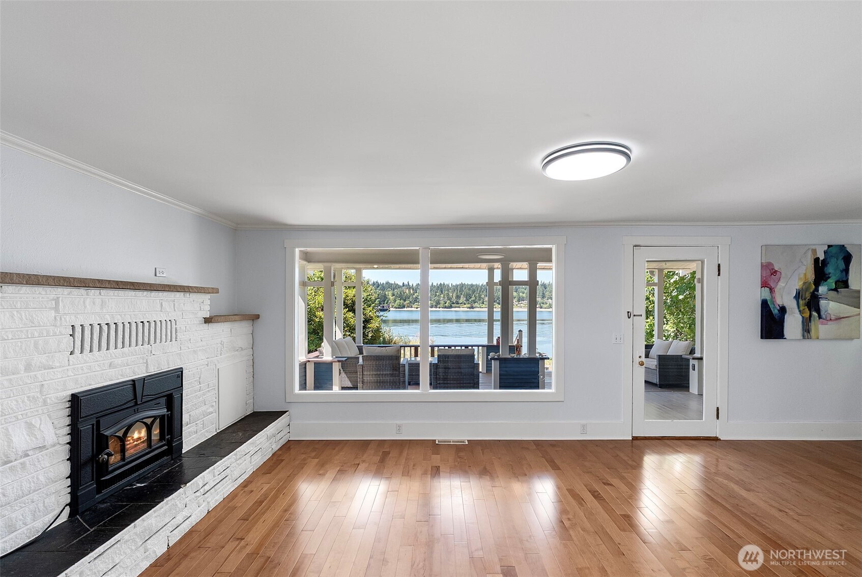 2611 Marine Drive Property Photo 18