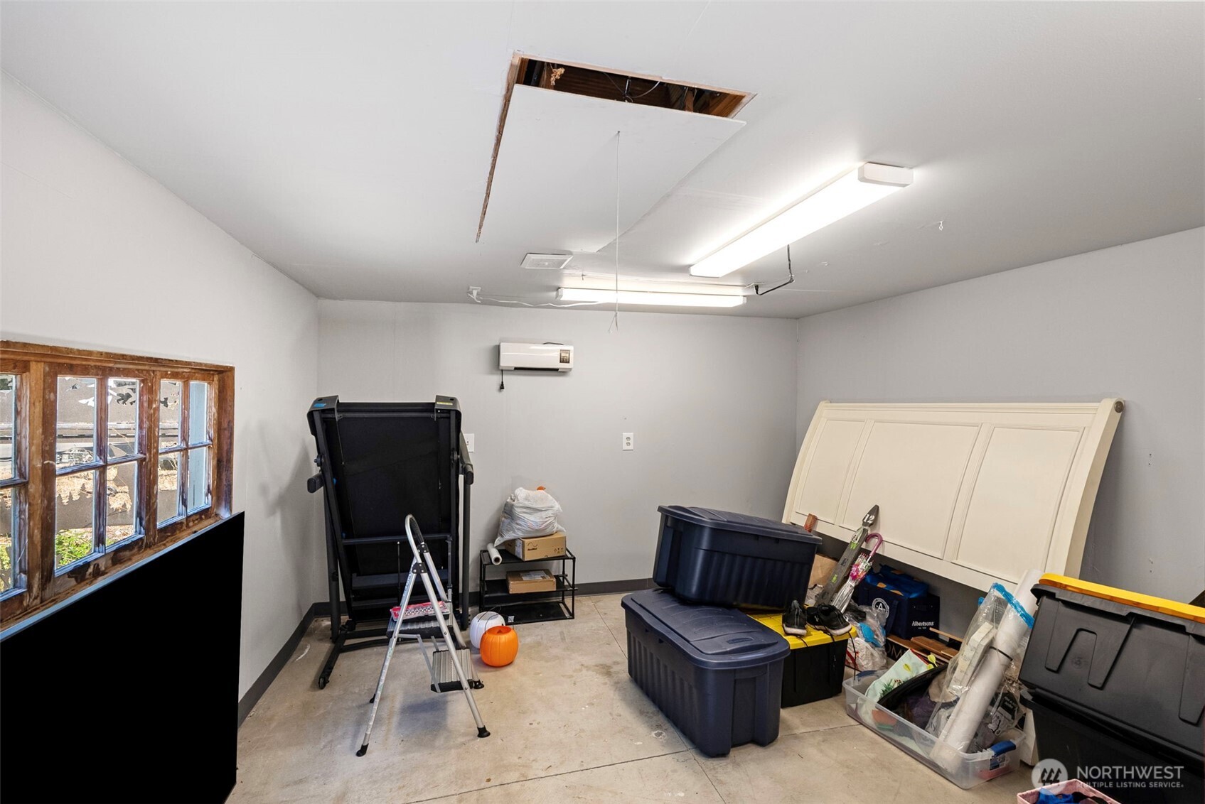 2611 Marine Drive Property Photo 38