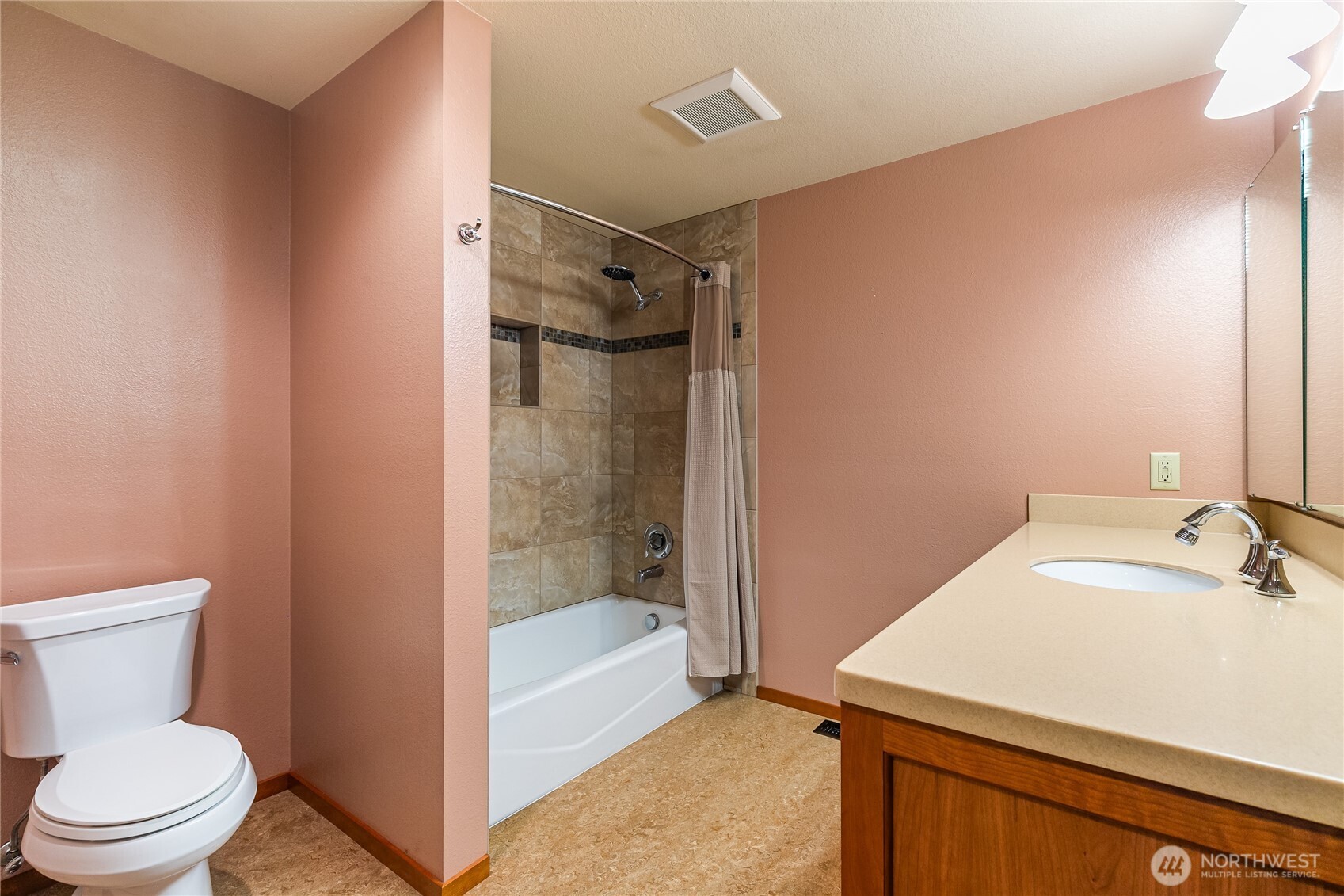 5928 Laurel Shaw Ct Property Photo 17