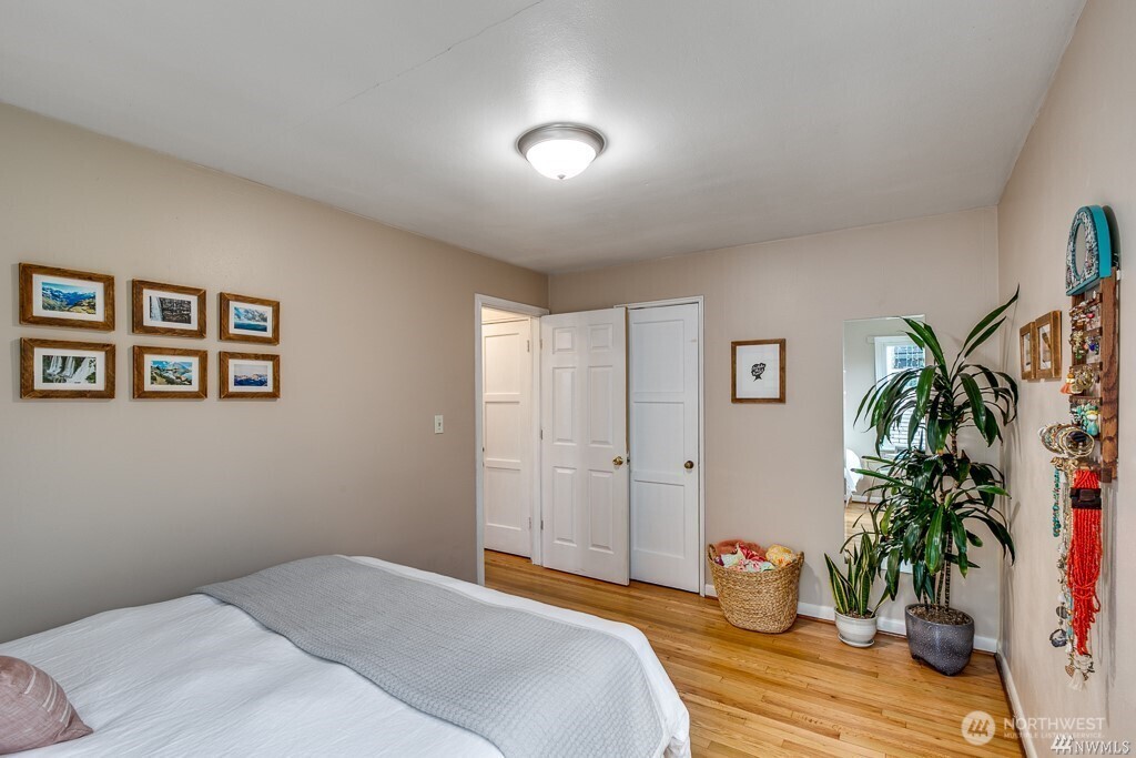 6041 5th Avenue Property Photo 9