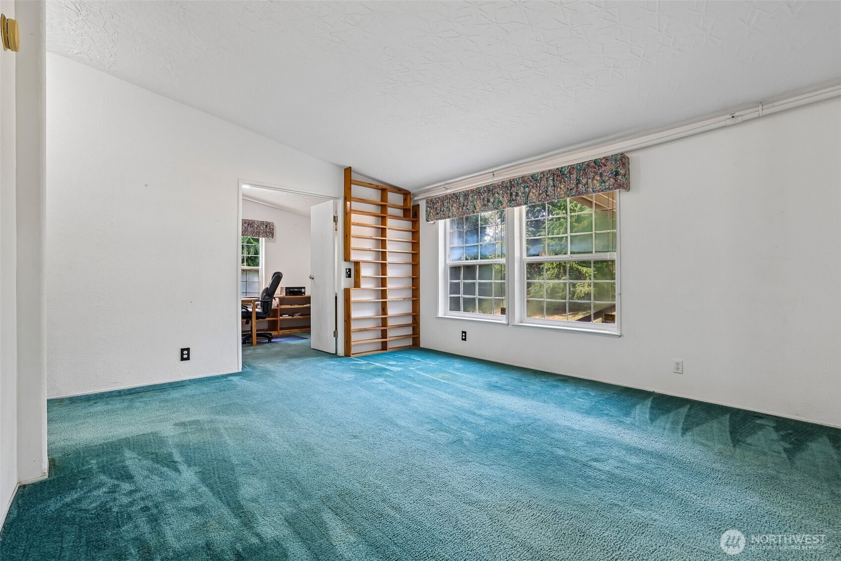 16627 230th Avenue Property Photo 18