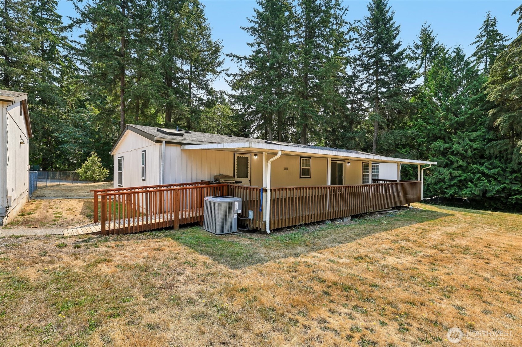 16627 230th Avenue Property Photo 28