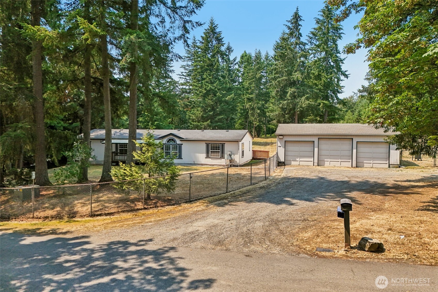 16627 230th Avenue Property Photo 34