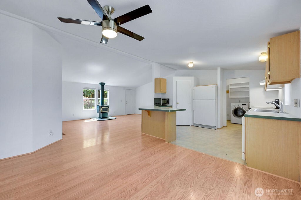 56 7th Avenue Property Photo 17