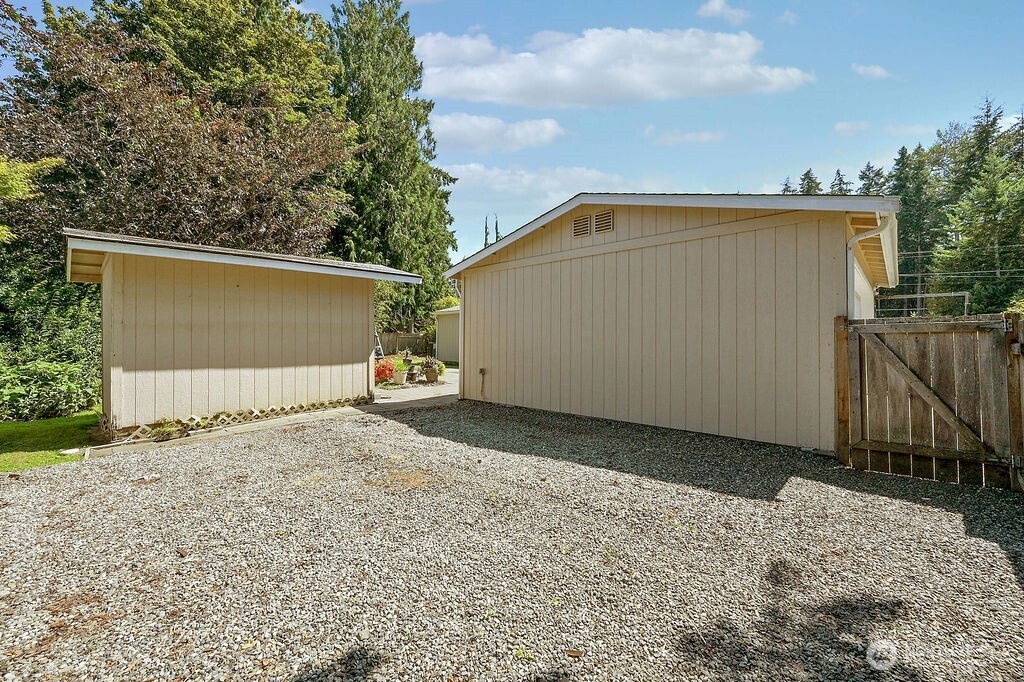 56 7th Avenue Property Photo 35