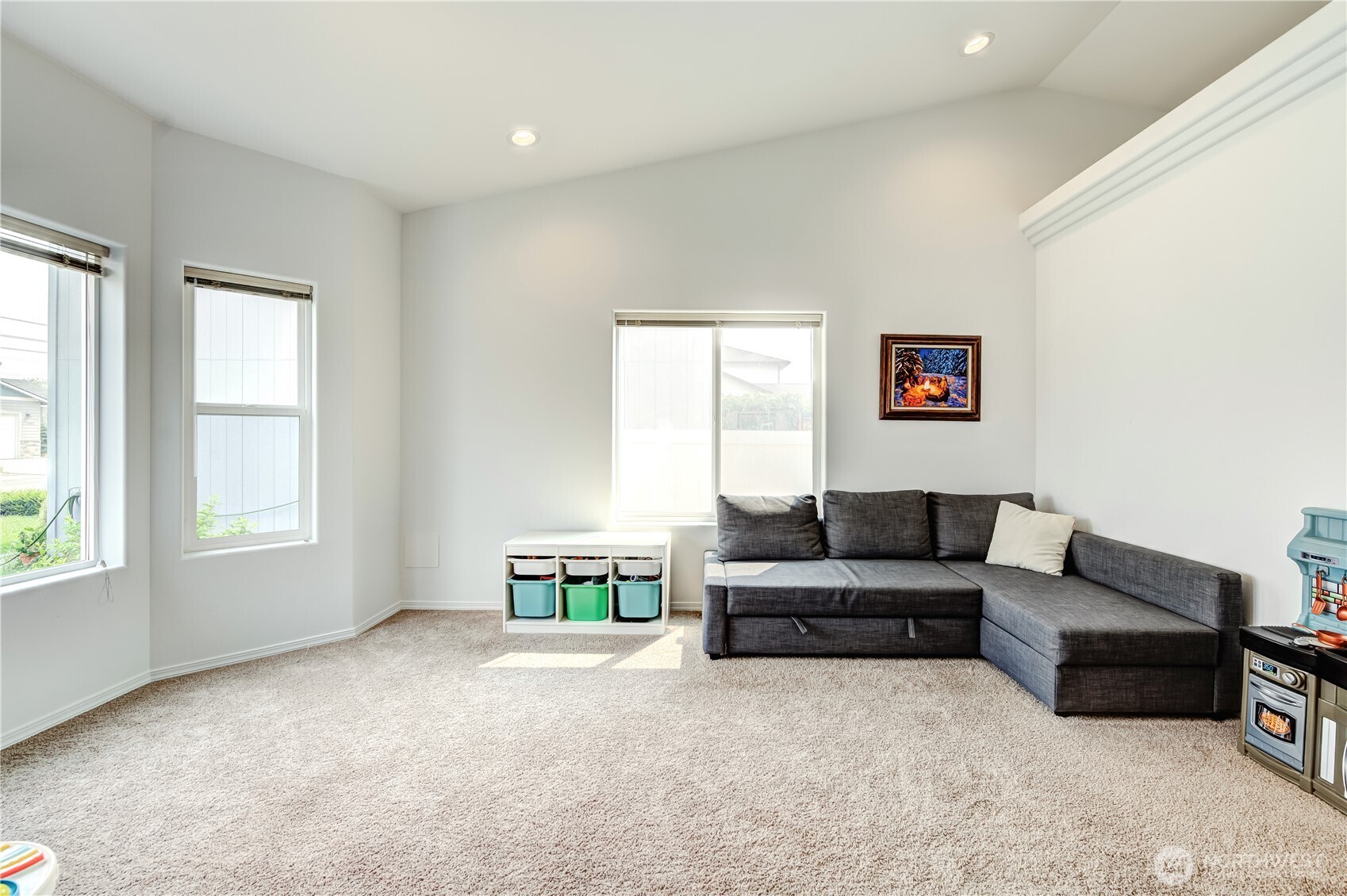 1474 Denny Place Property Photo 3