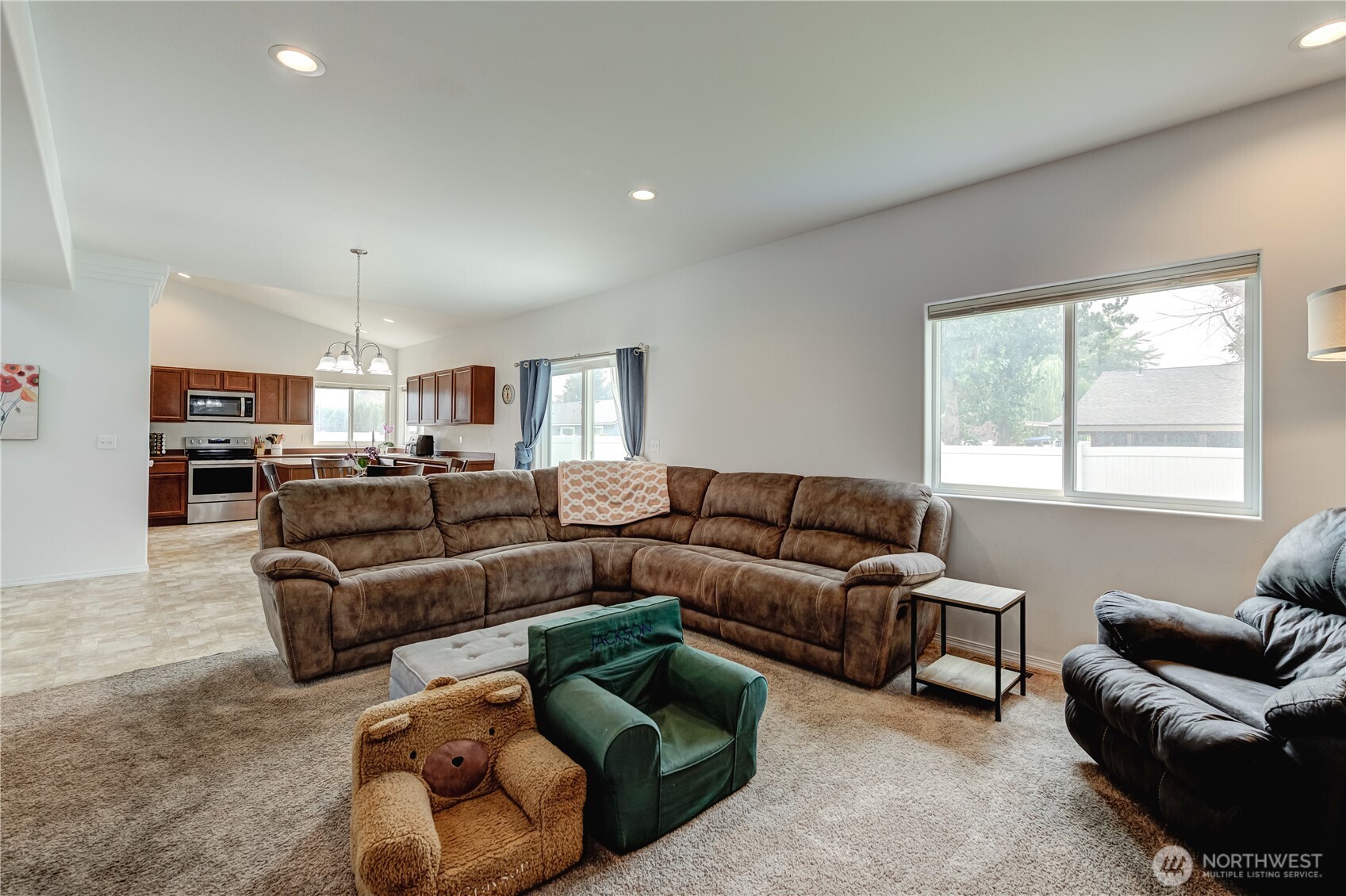 1474 Denny Place Property Photo 10