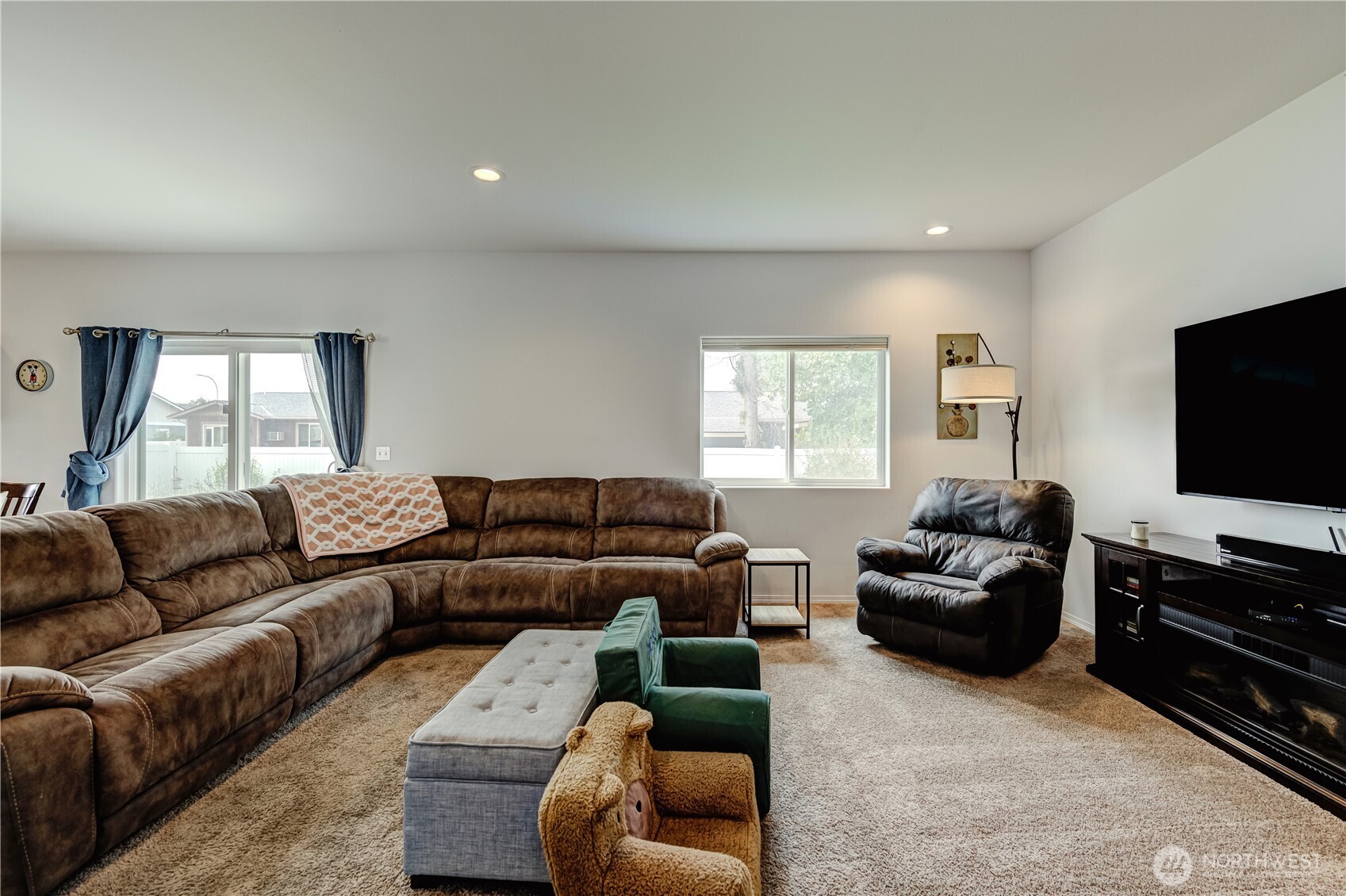 1474 Denny Place Property Photo 12