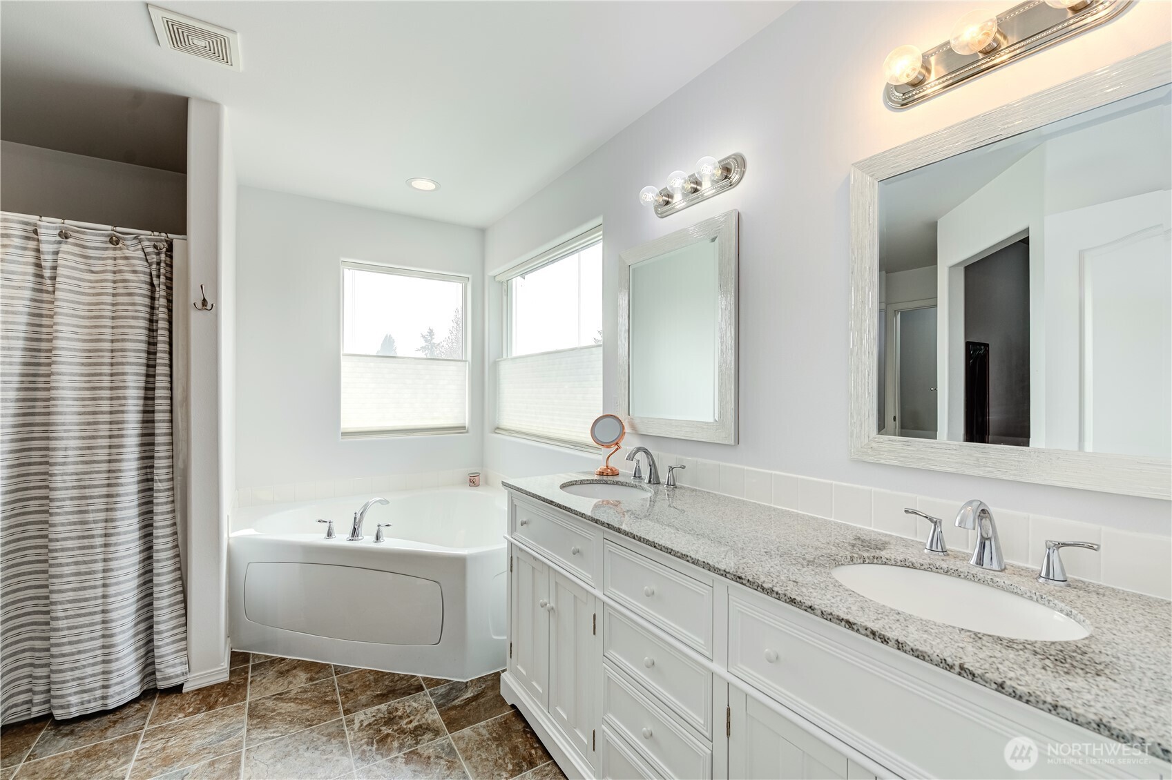 1474 Denny Place Property Photo 22