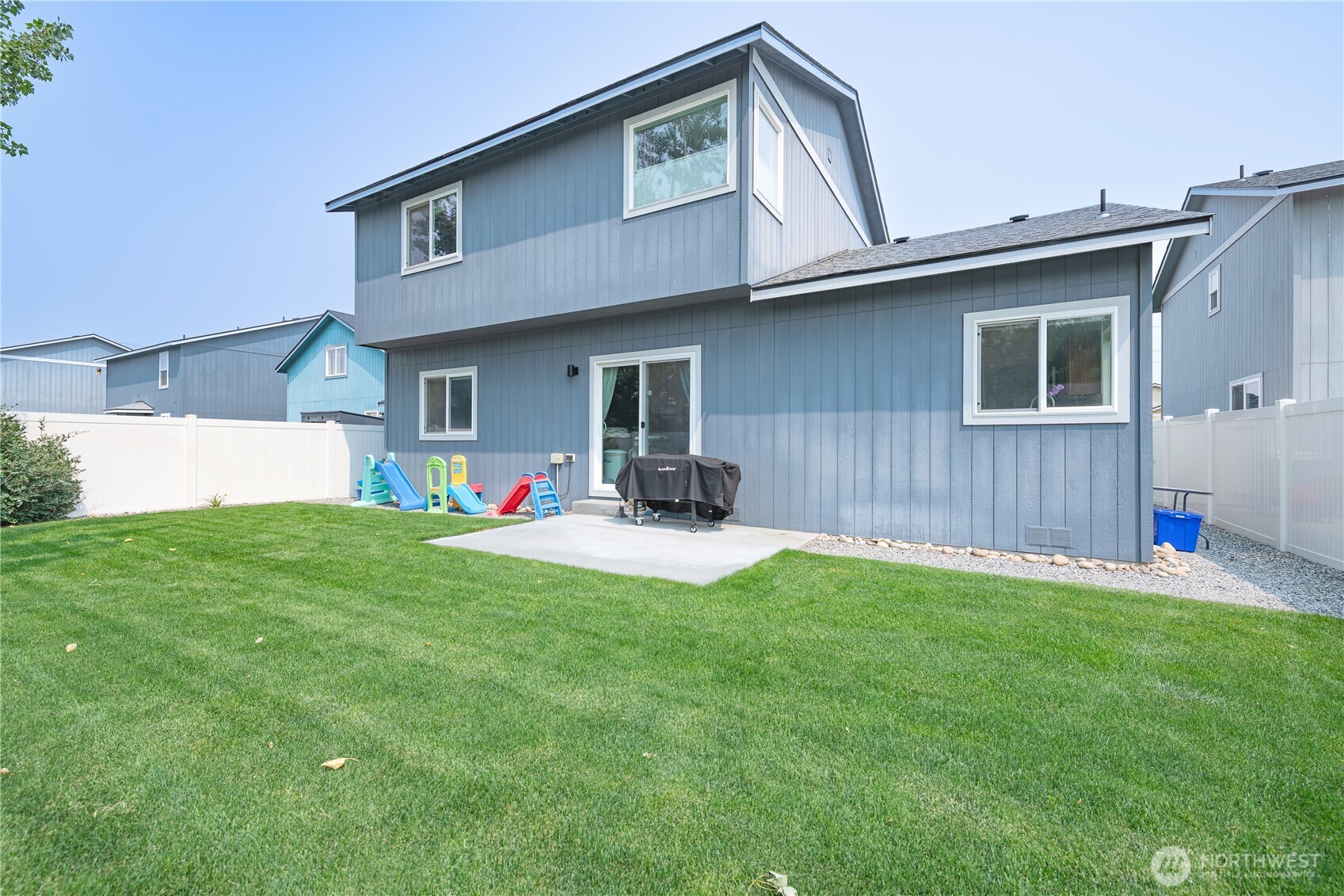 1474 Denny Place Property Photo 25