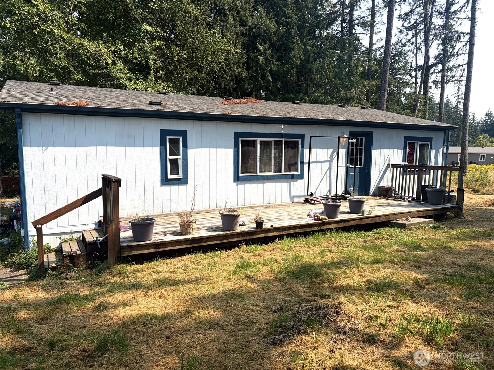40 E Totten Place Property Photo 4
