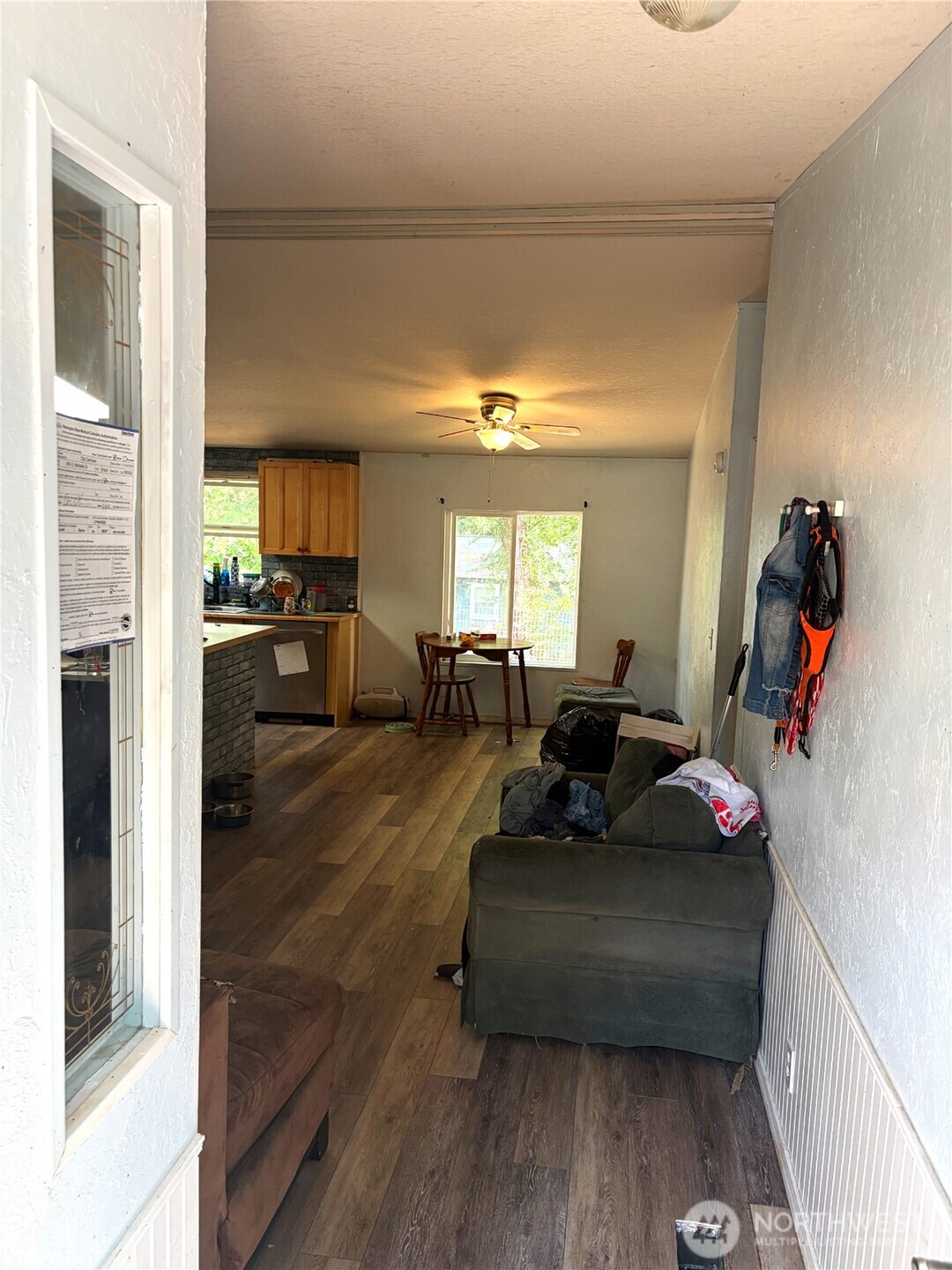 40 E Totten Place Property Photo 7