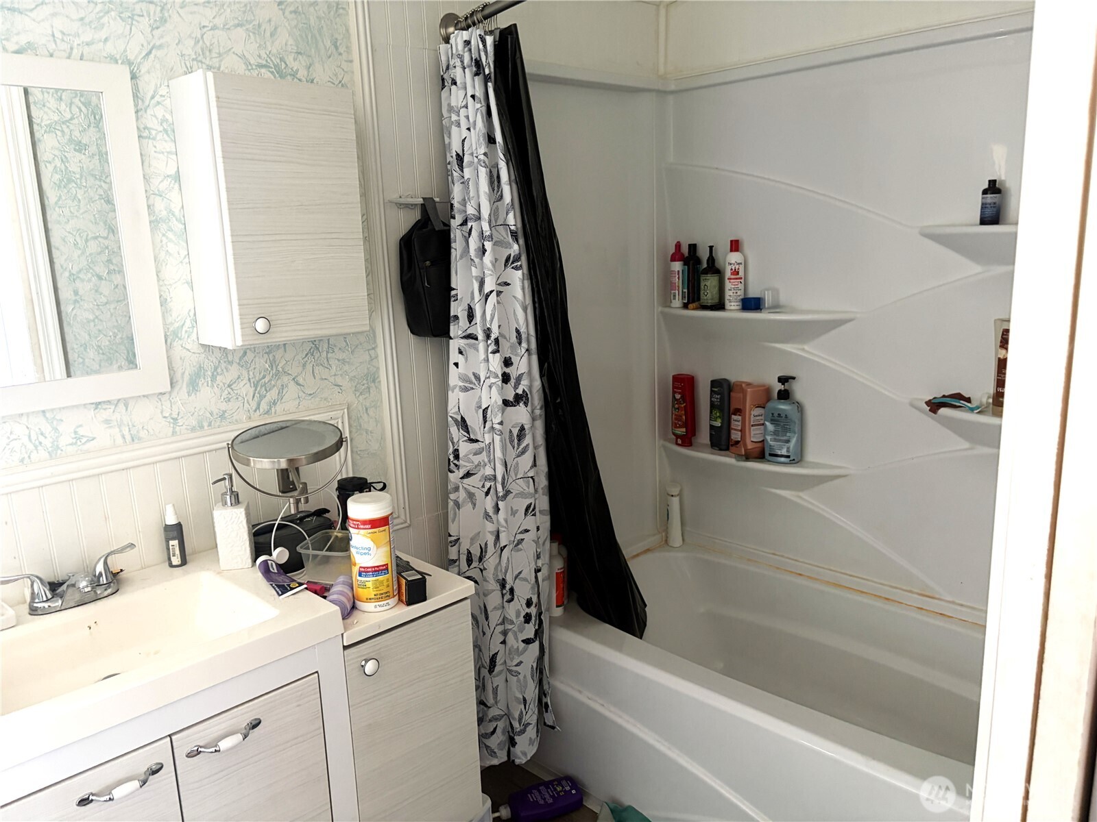 40 E Totten Place Property Photo 15