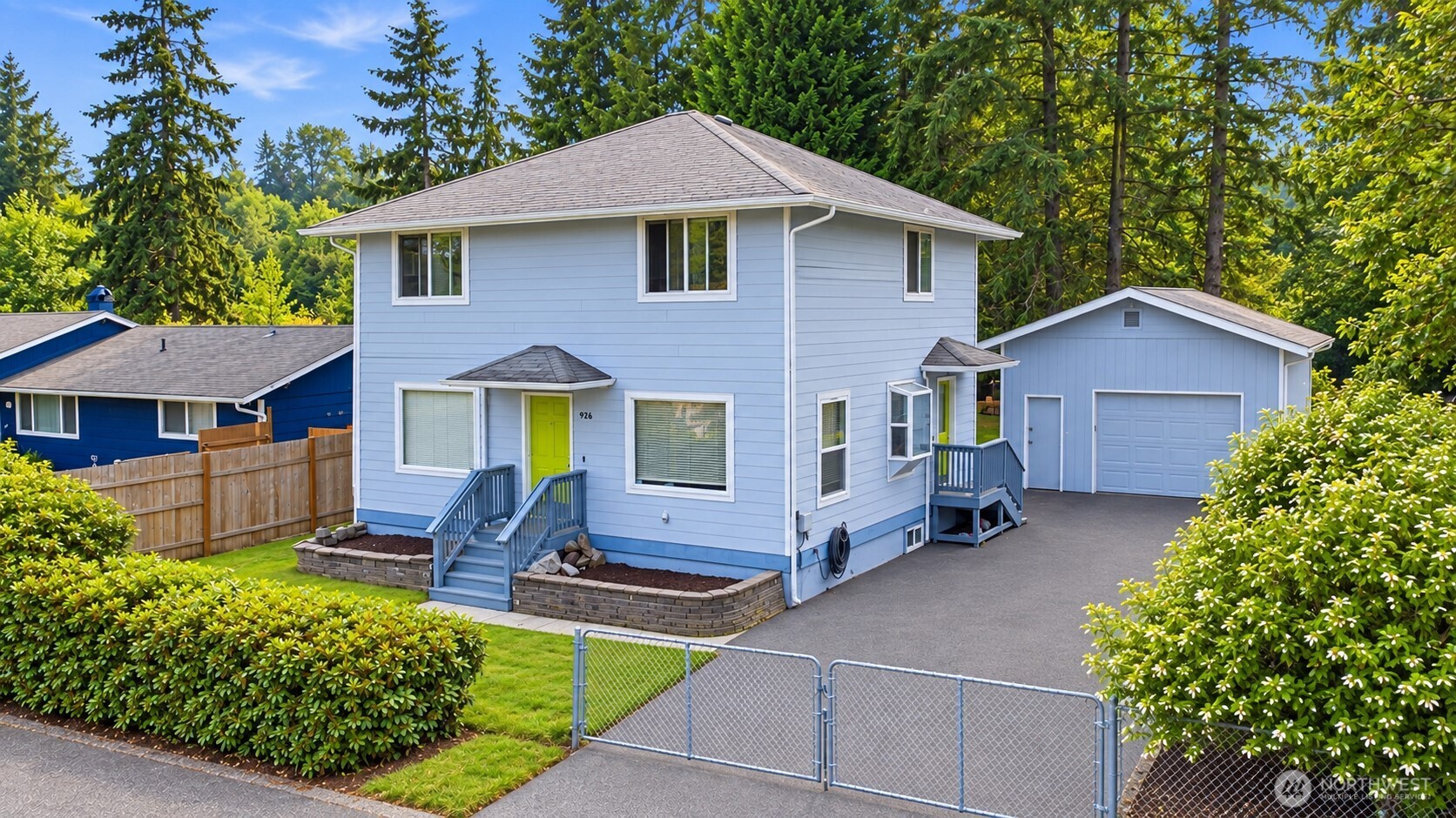 926 16th Street Property Photo 1