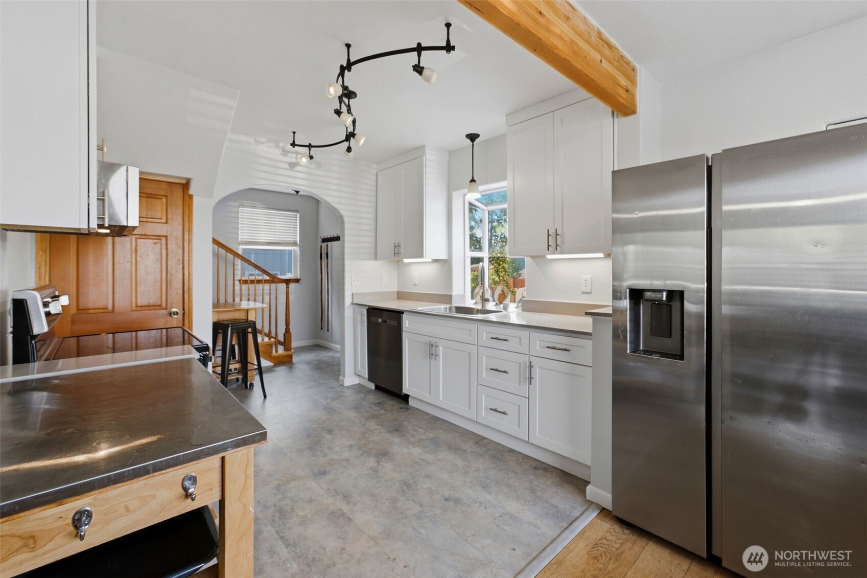 926 16th Street Property Photo 3