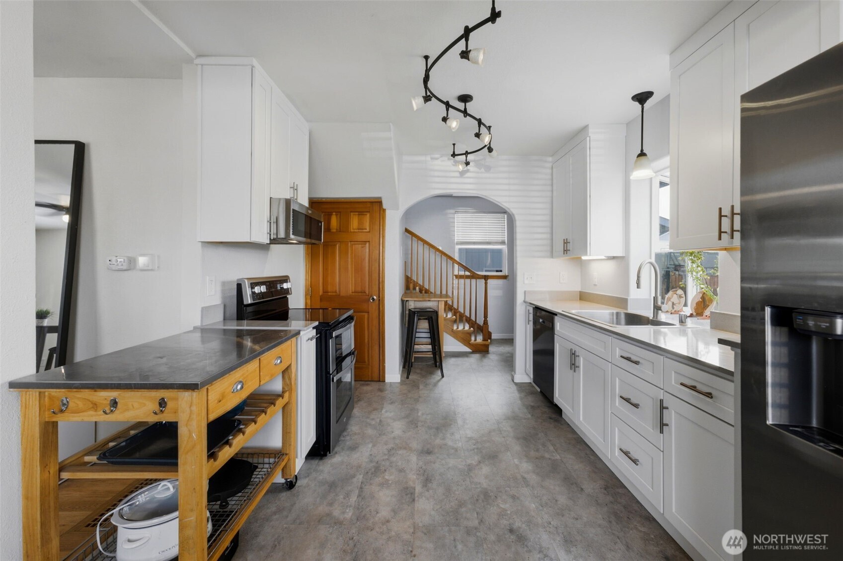 926 16th Street Property Photo 4
