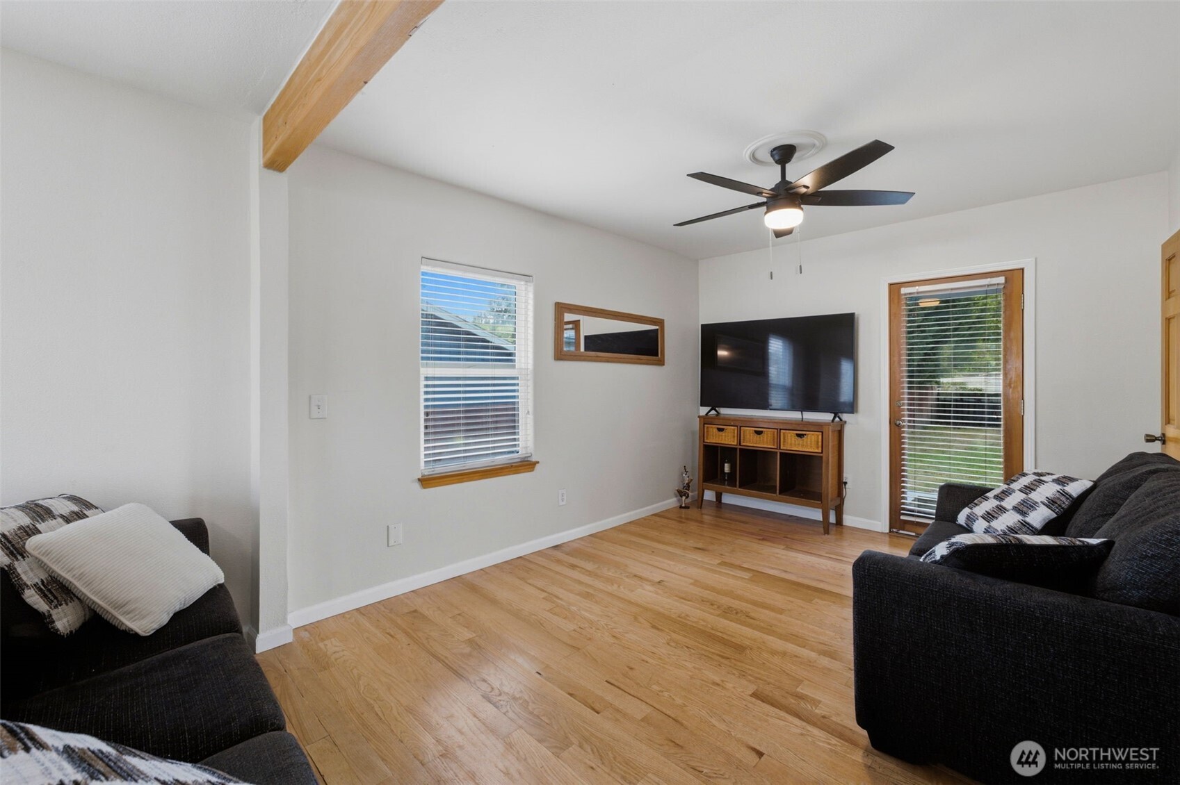 926 16th Street Property Photo 7
