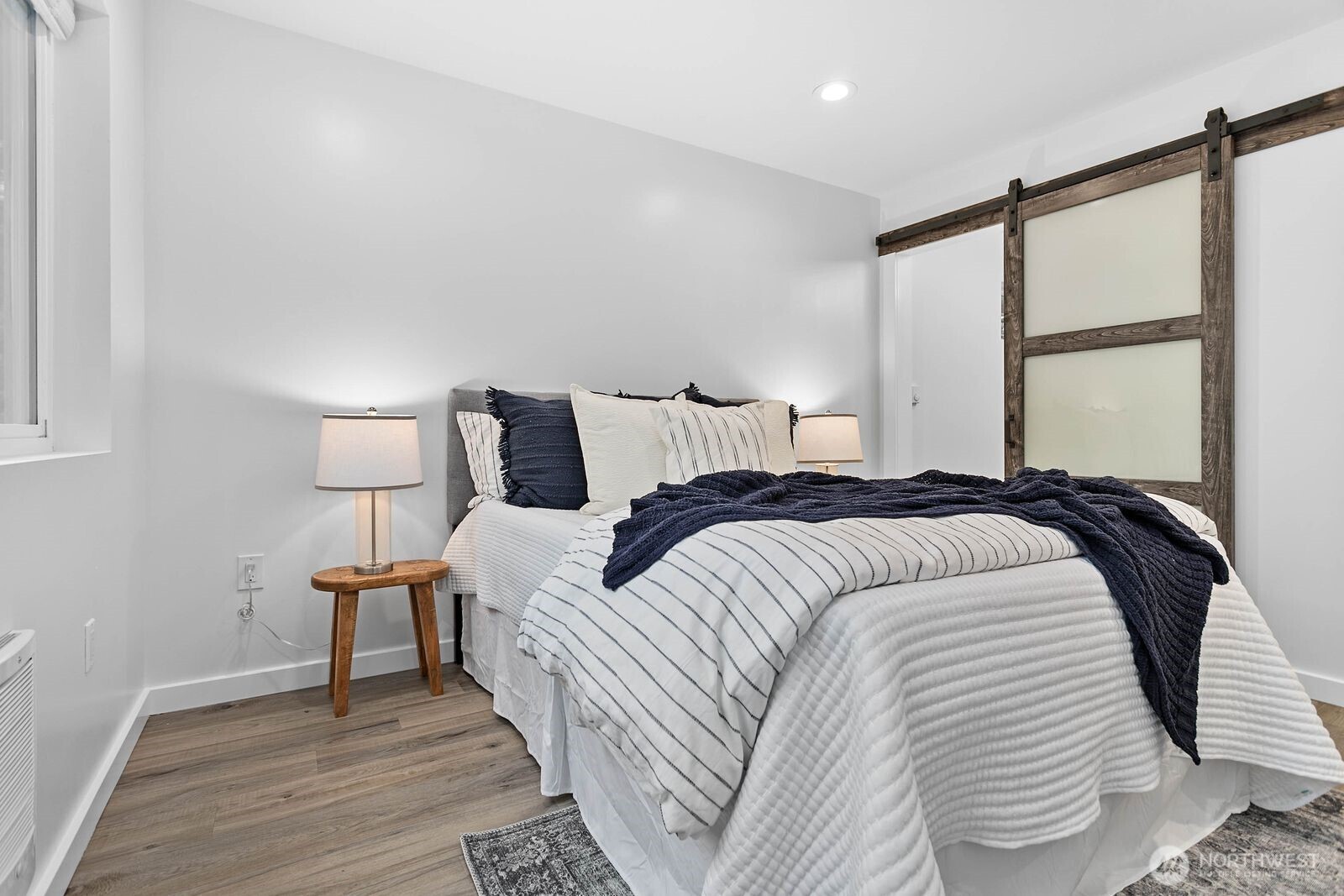 8 White Mountain Lane Property Photo 15