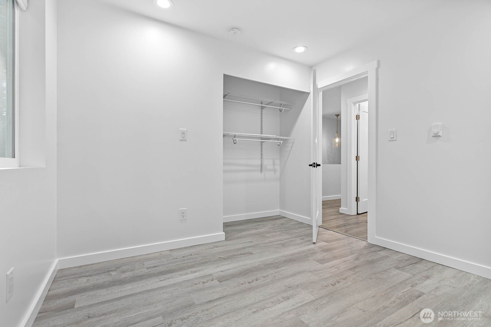 8 White Mountain Lane Property Photo 29
