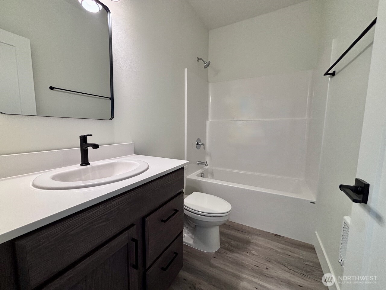 2609 N Emery Street Property Photo 19