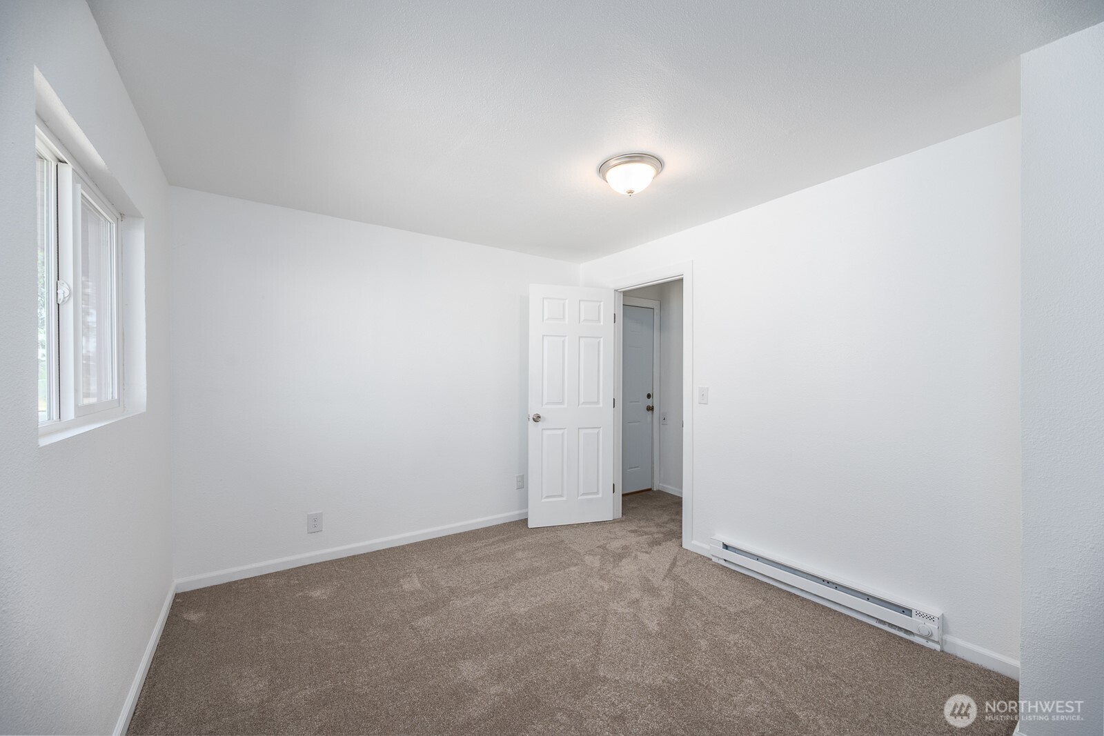 2104 W Spruce Street Property Photo 16