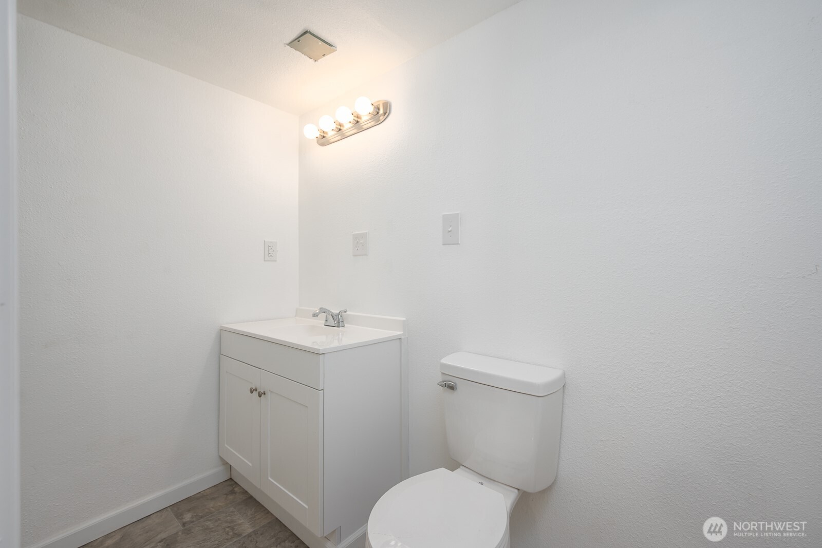 2104 W Spruce Street Property Photo 17