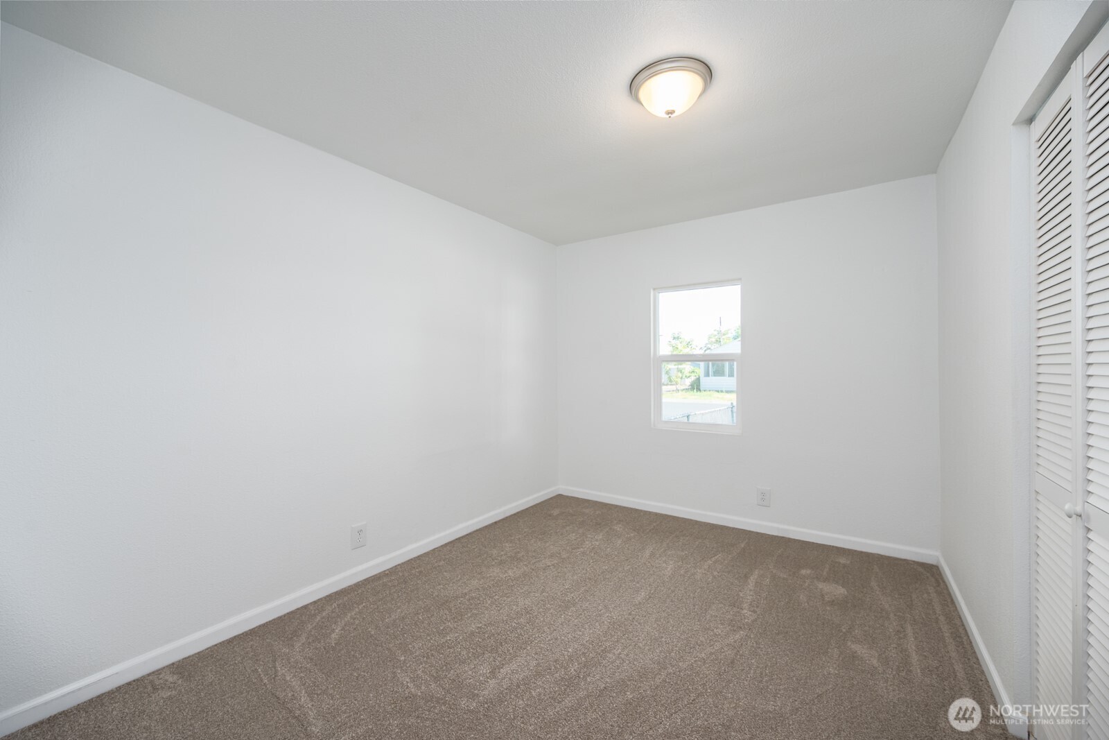 2104 W Spruce Street Property Photo 21