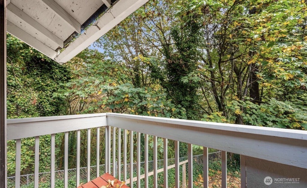6425 7th Street Property Photo 12