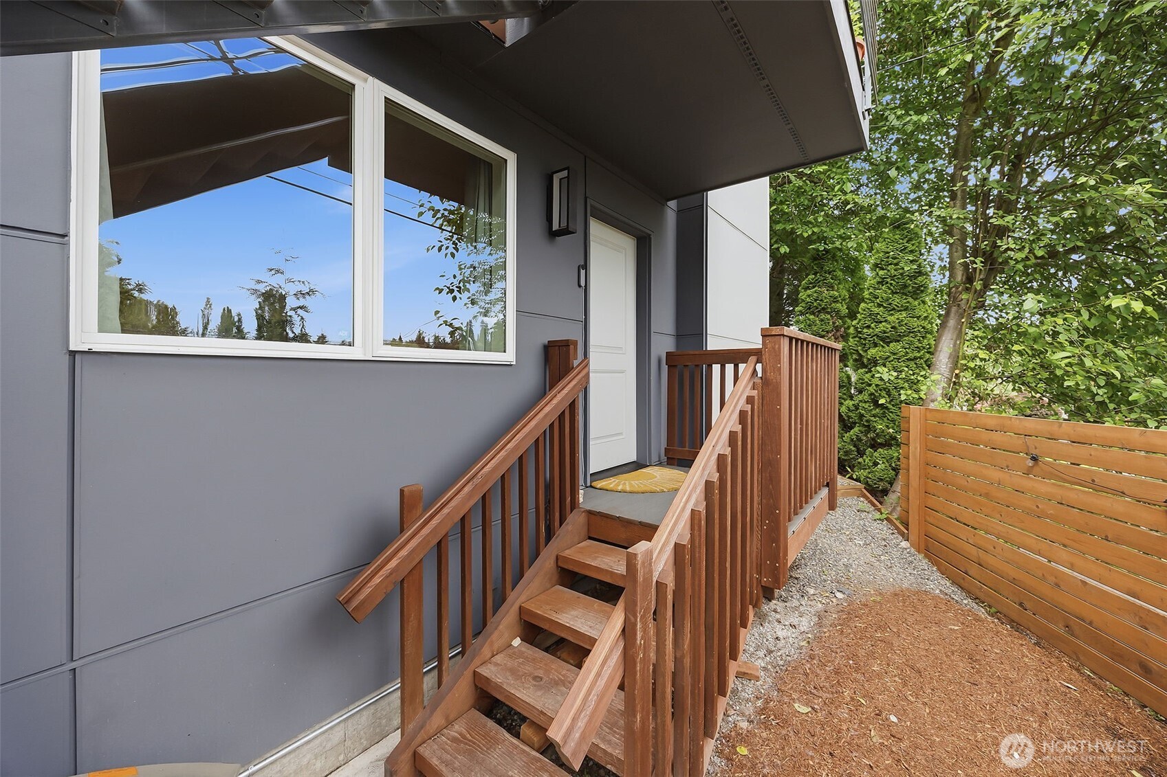 9007 Sand Point Way Property Photo 31