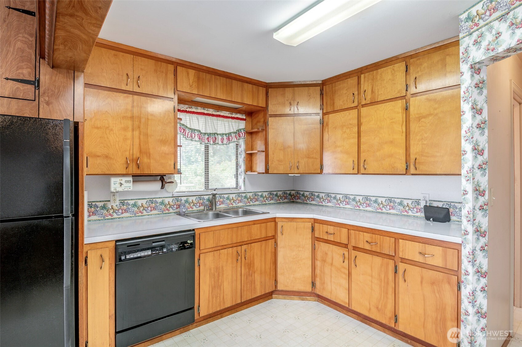 16416 Spanaway Loop Road Property Photo 16