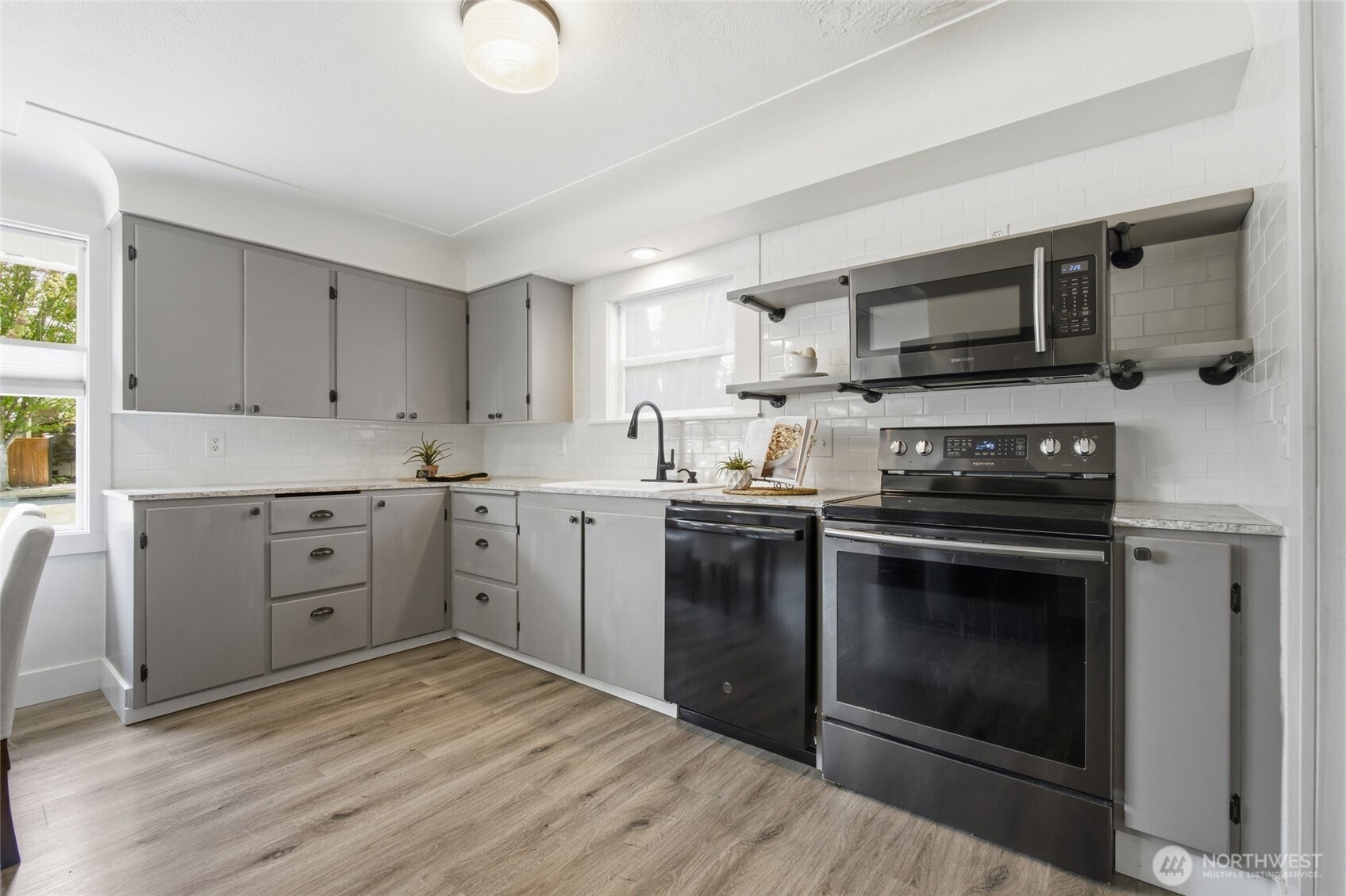 2016 Dickinson Avenue Property Photo 10