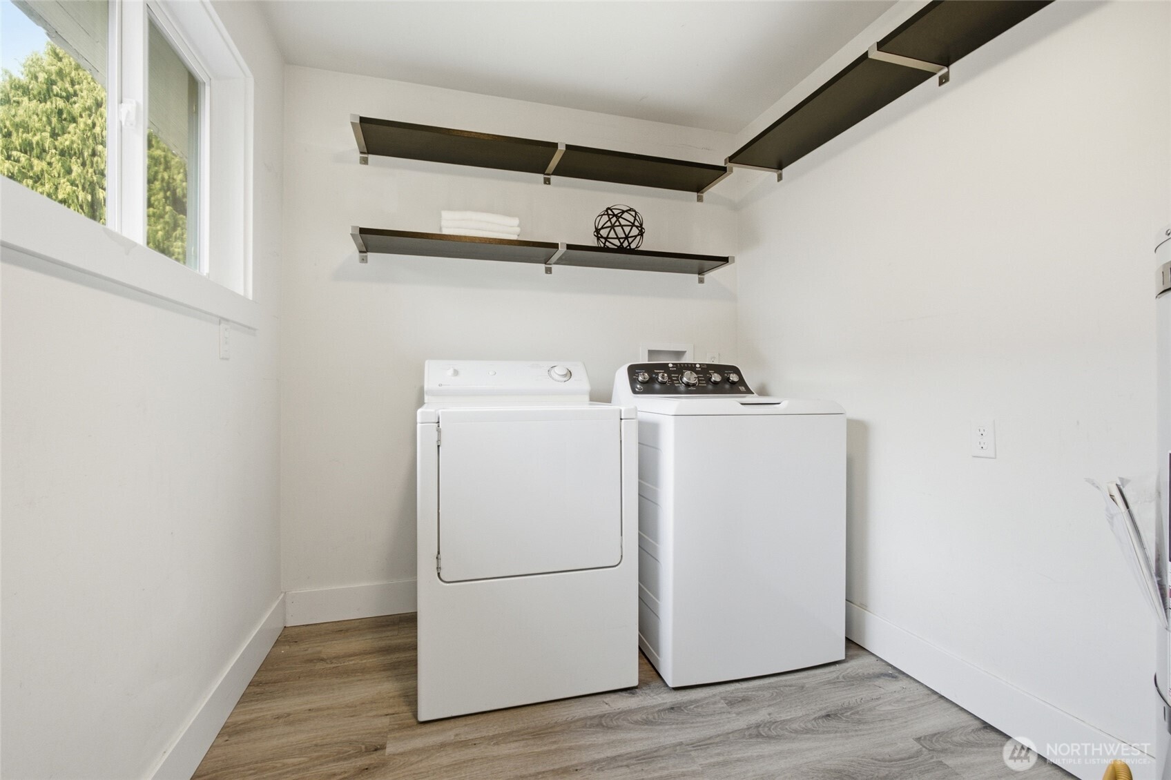 2016 Dickinson Avenue Property Photo 16