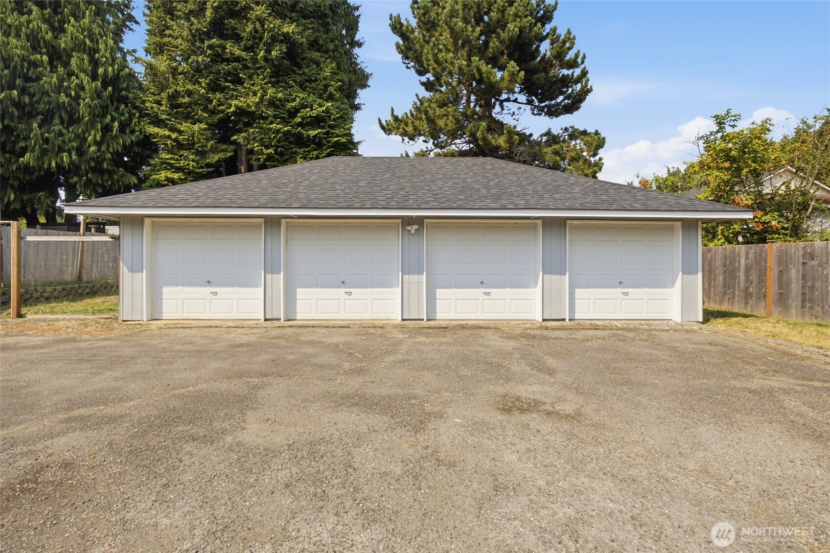 2016 Dickinson Avenue Property Photo 18
