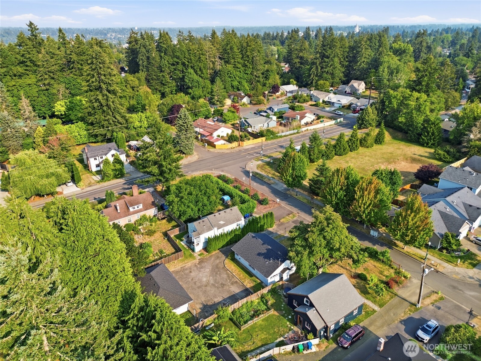 2016 Dickinson Avenue Property Photo 26