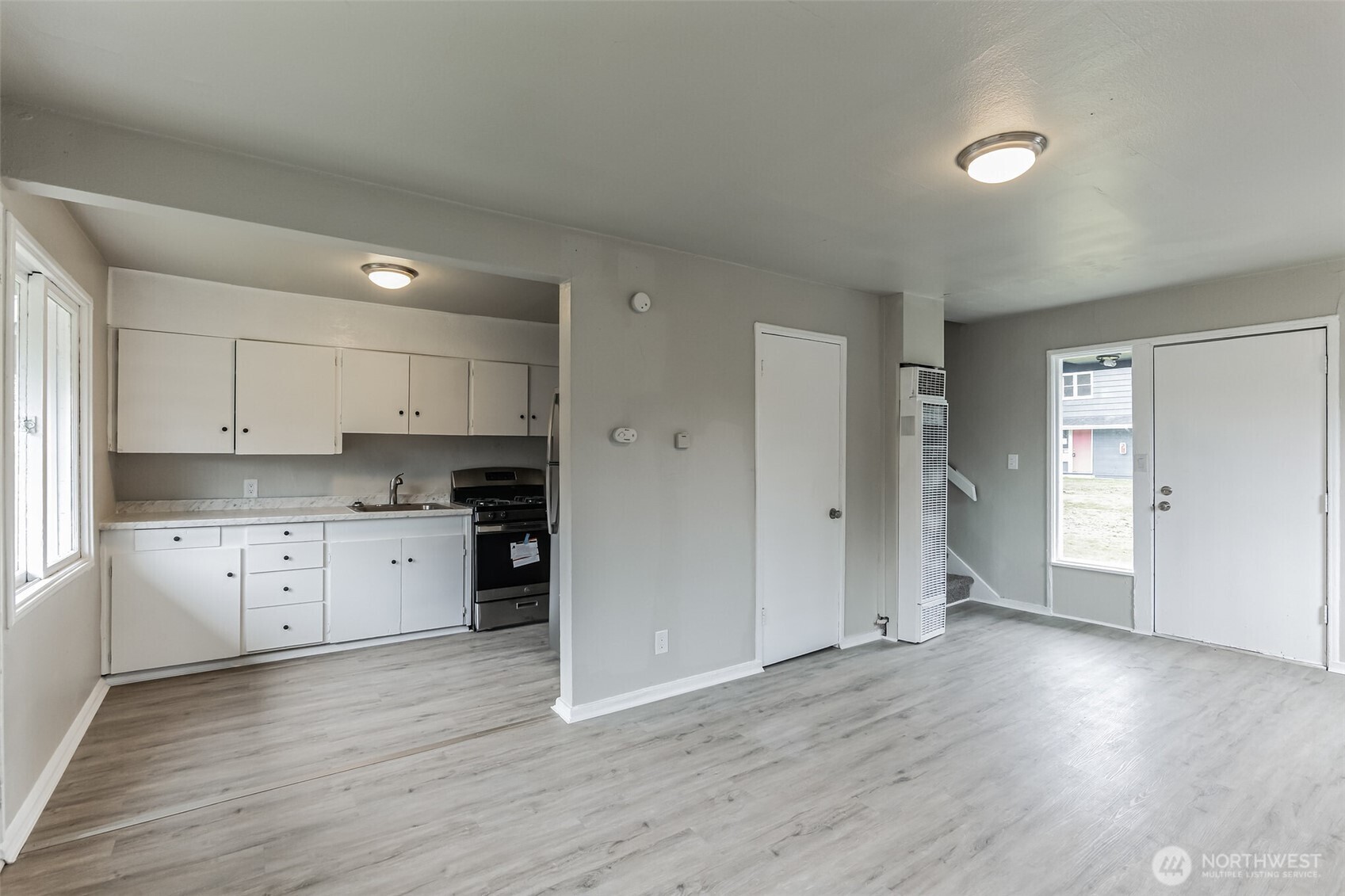2821 2831 Ne Center Street 1-8 Property Photo 22