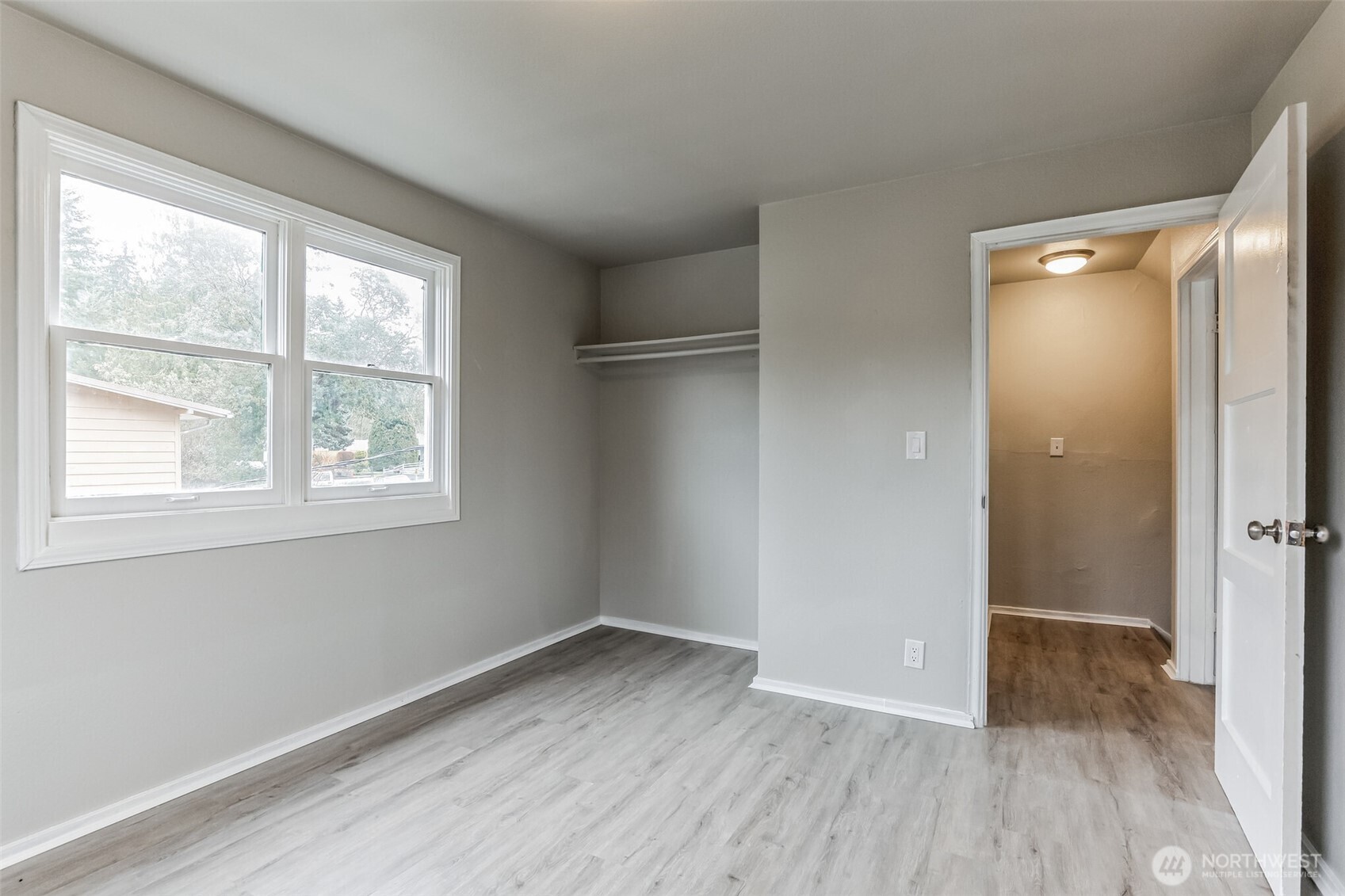 2821 2831 Ne Center Street 1-8 Property Photo 25