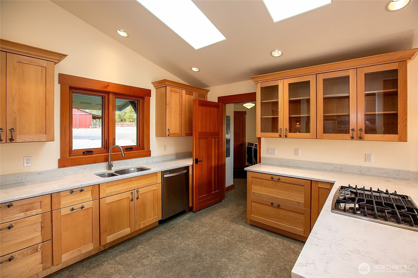 435 Blazing Tree Road Property Photo 16