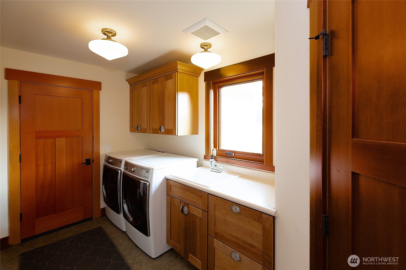 435 Blazing Tree Road Property Photo 27