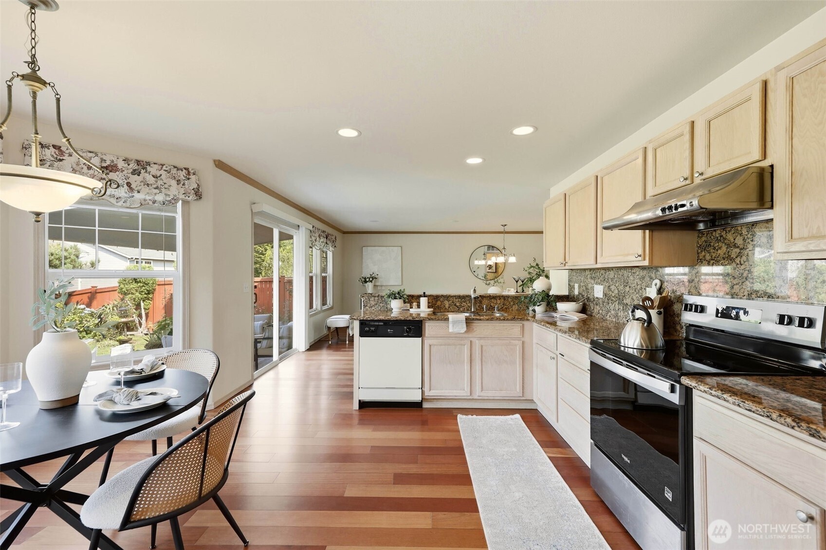 277 Edmonds Avenue Property Photo 15