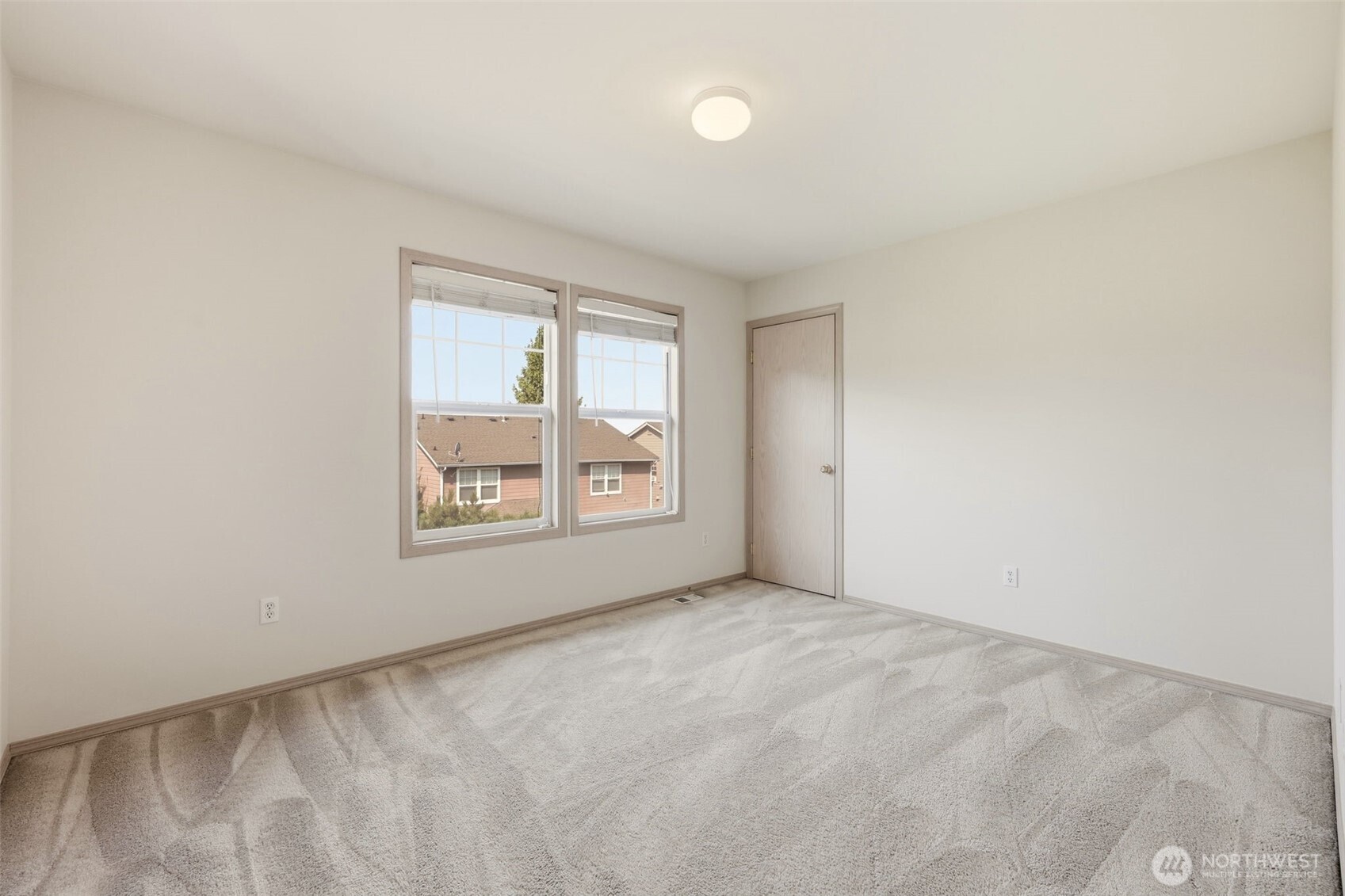 277 Edmonds Avenue Property Photo 25
