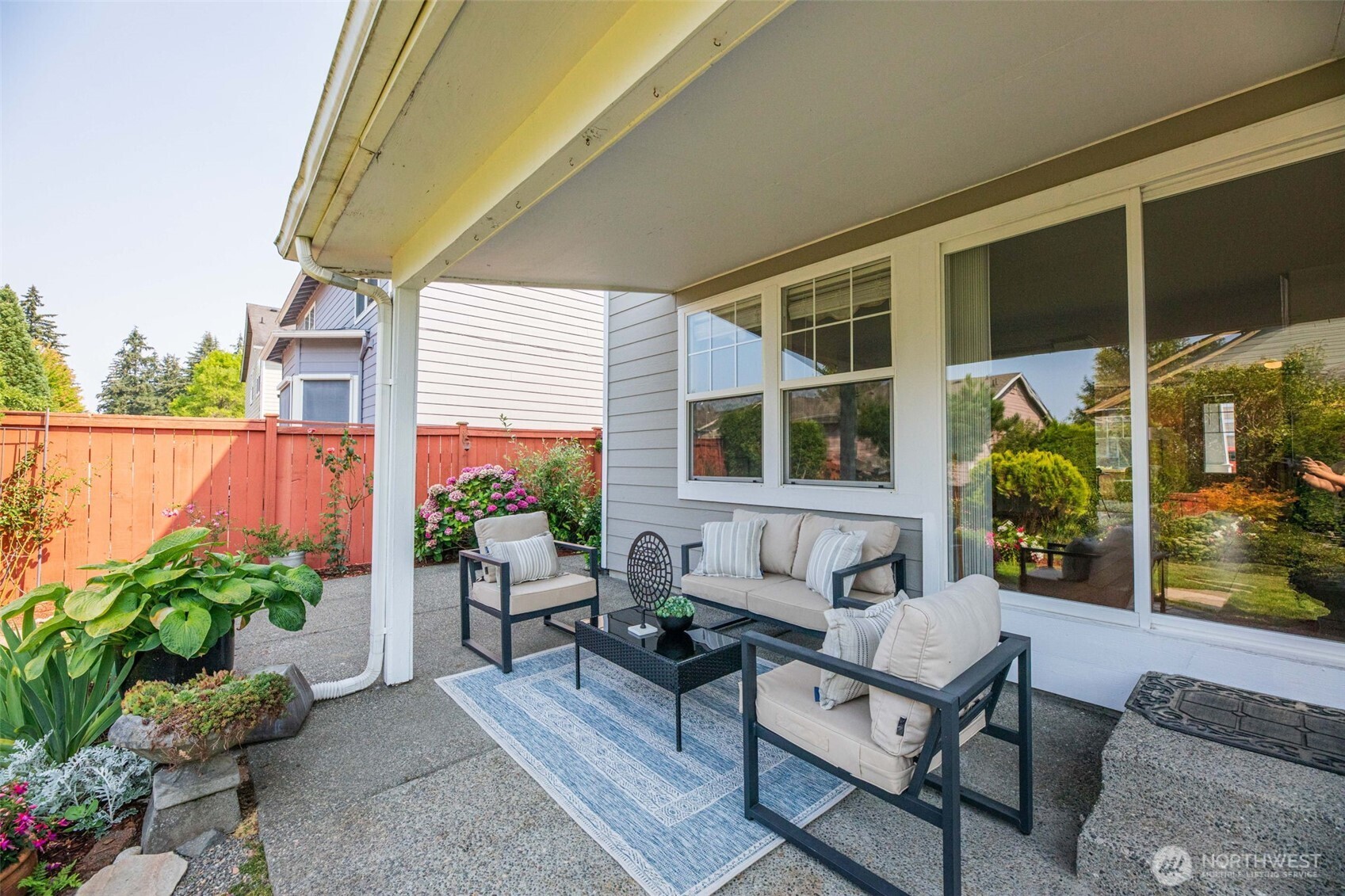 277 Edmonds Avenue Property Photo 28