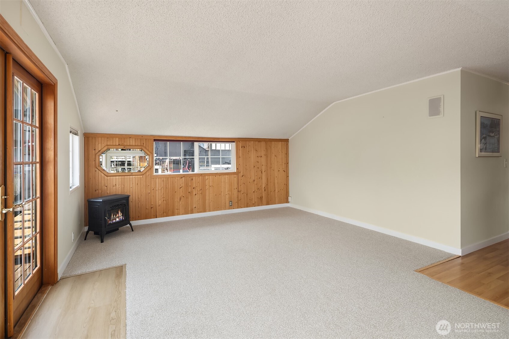 2818 Boyer Avenue 8 Property Photo 3